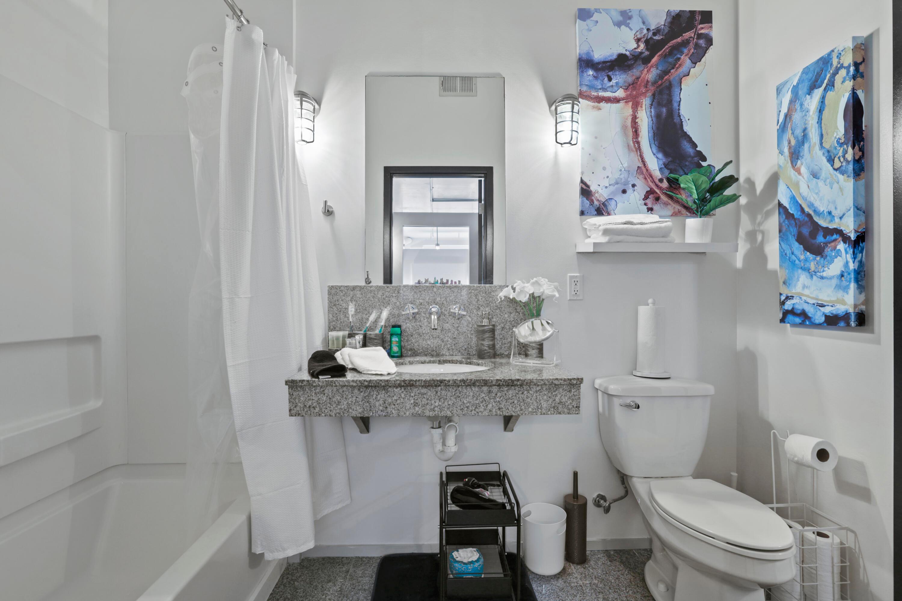 60 E Spring Street, 105 Property Photo 10