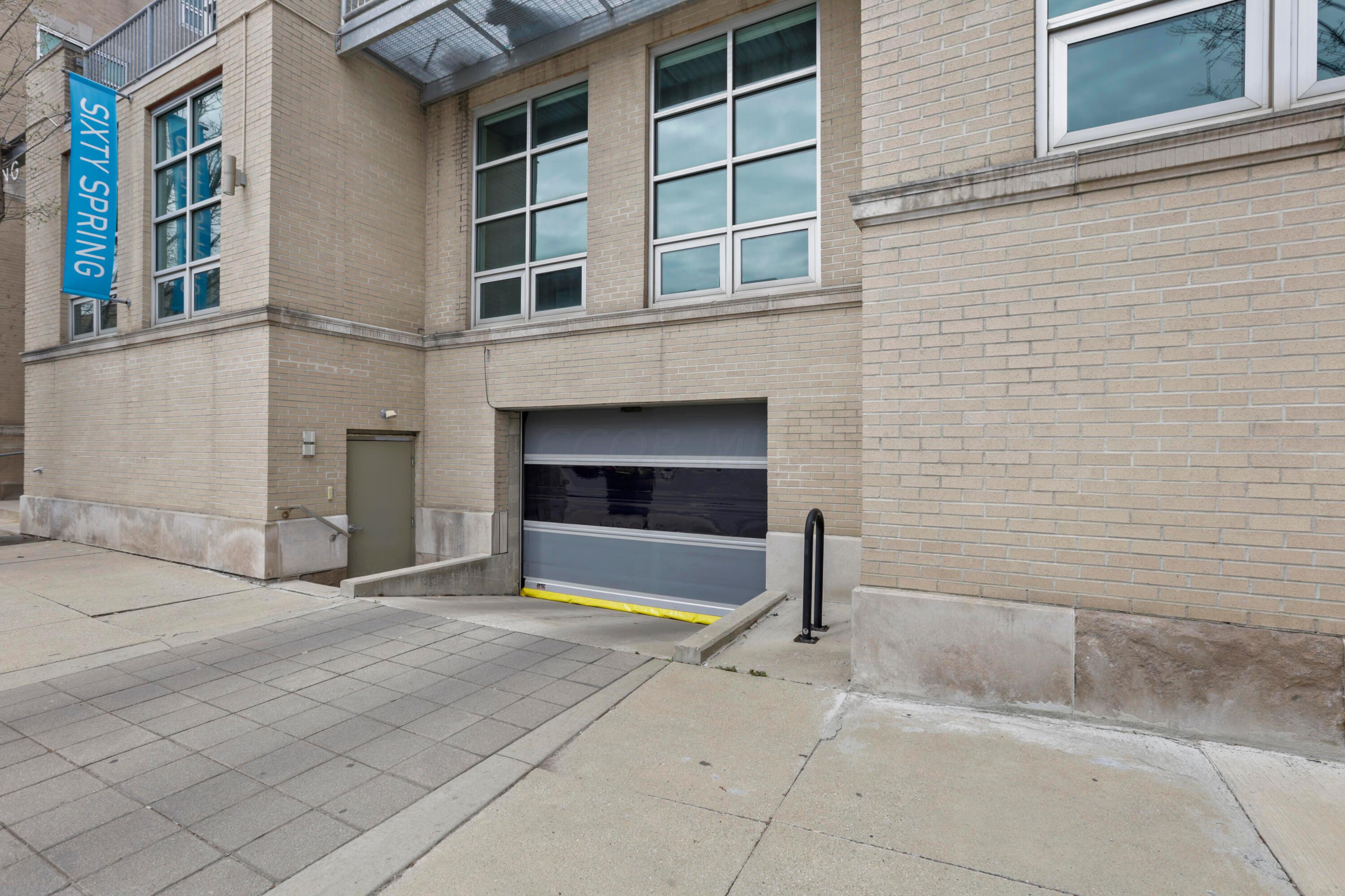 60 E Spring Street, 105 Property Photo 15