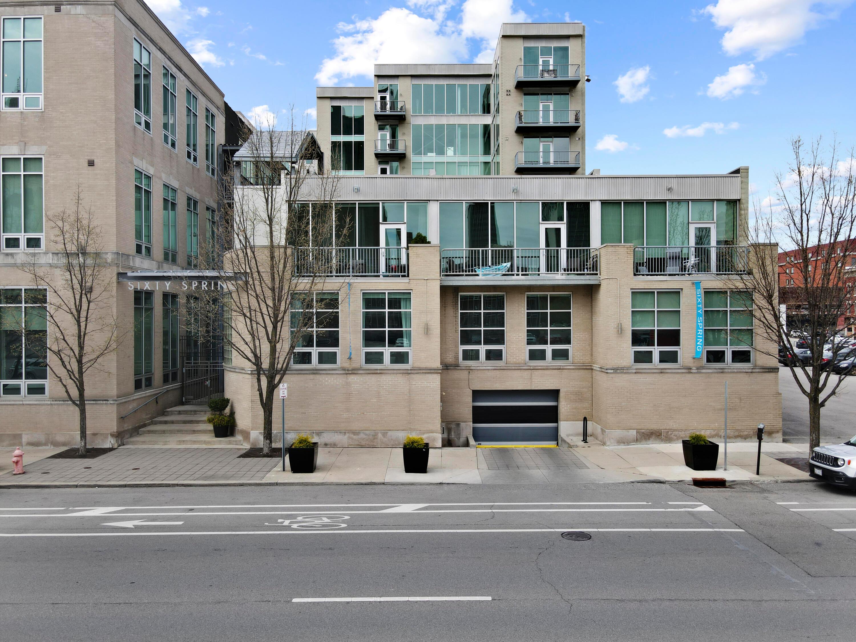60 E Spring Street, 105 Property Photo 24