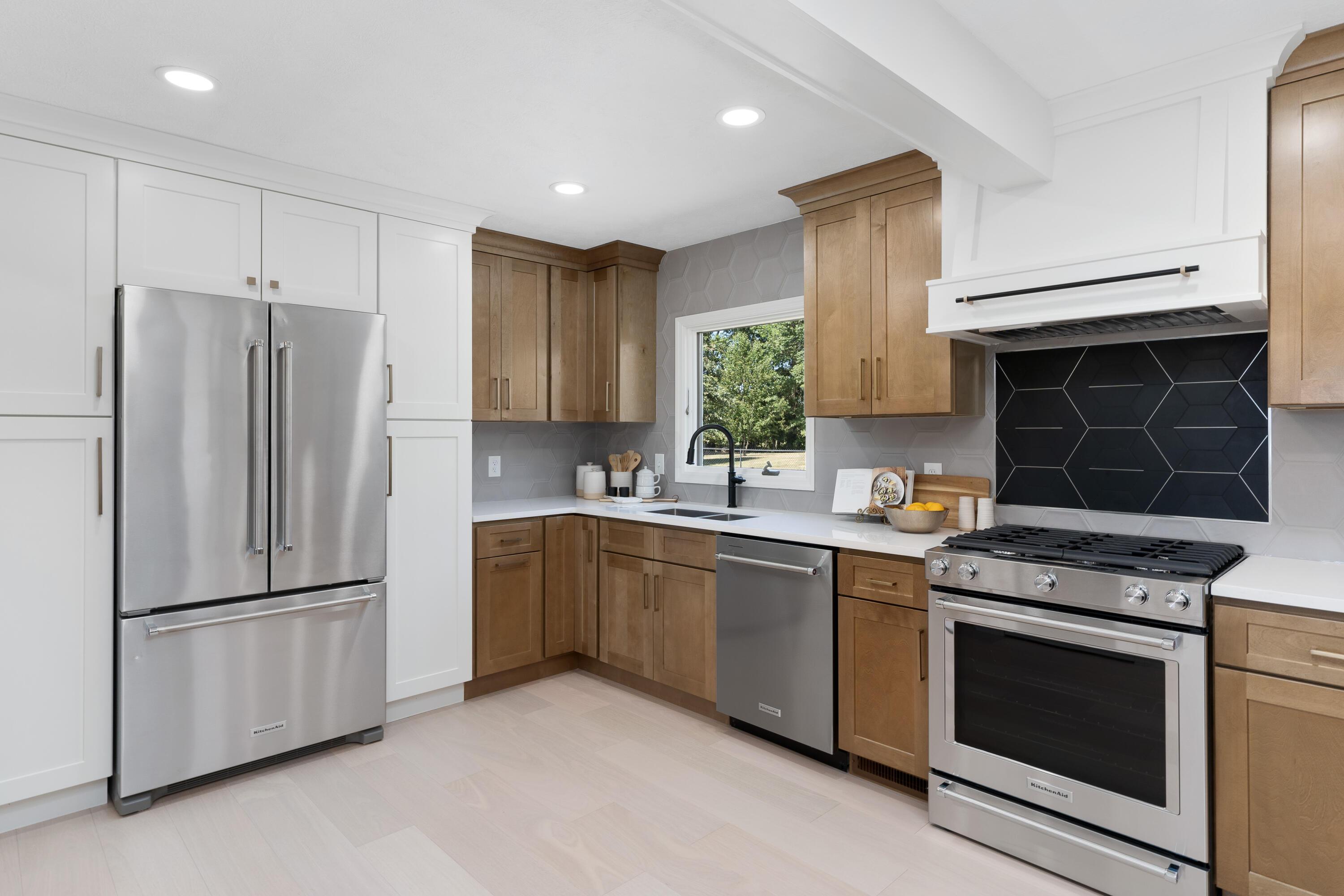 4130 Rutherford Road Property Photo 13