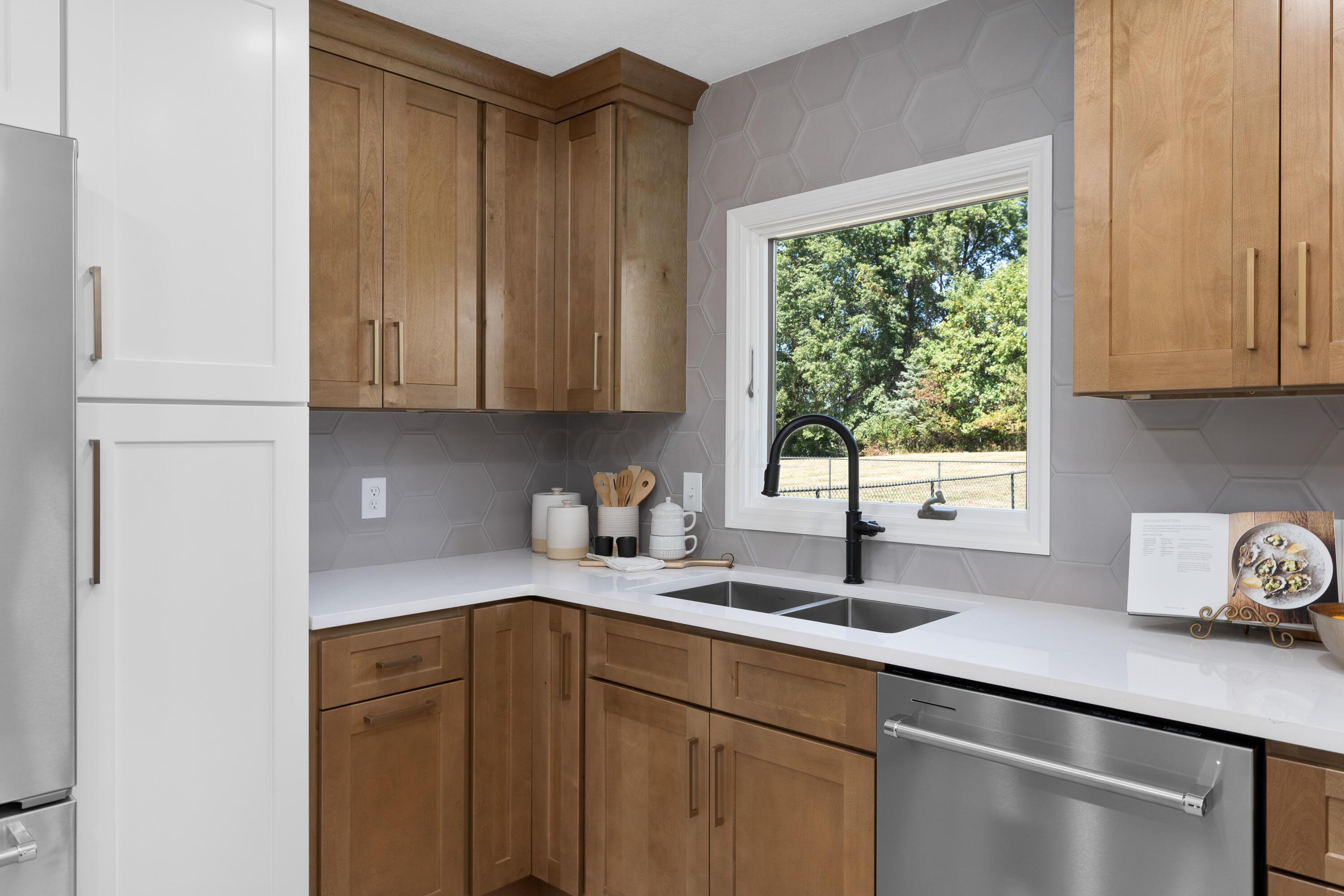 4130 Rutherford Road Property Photo 15