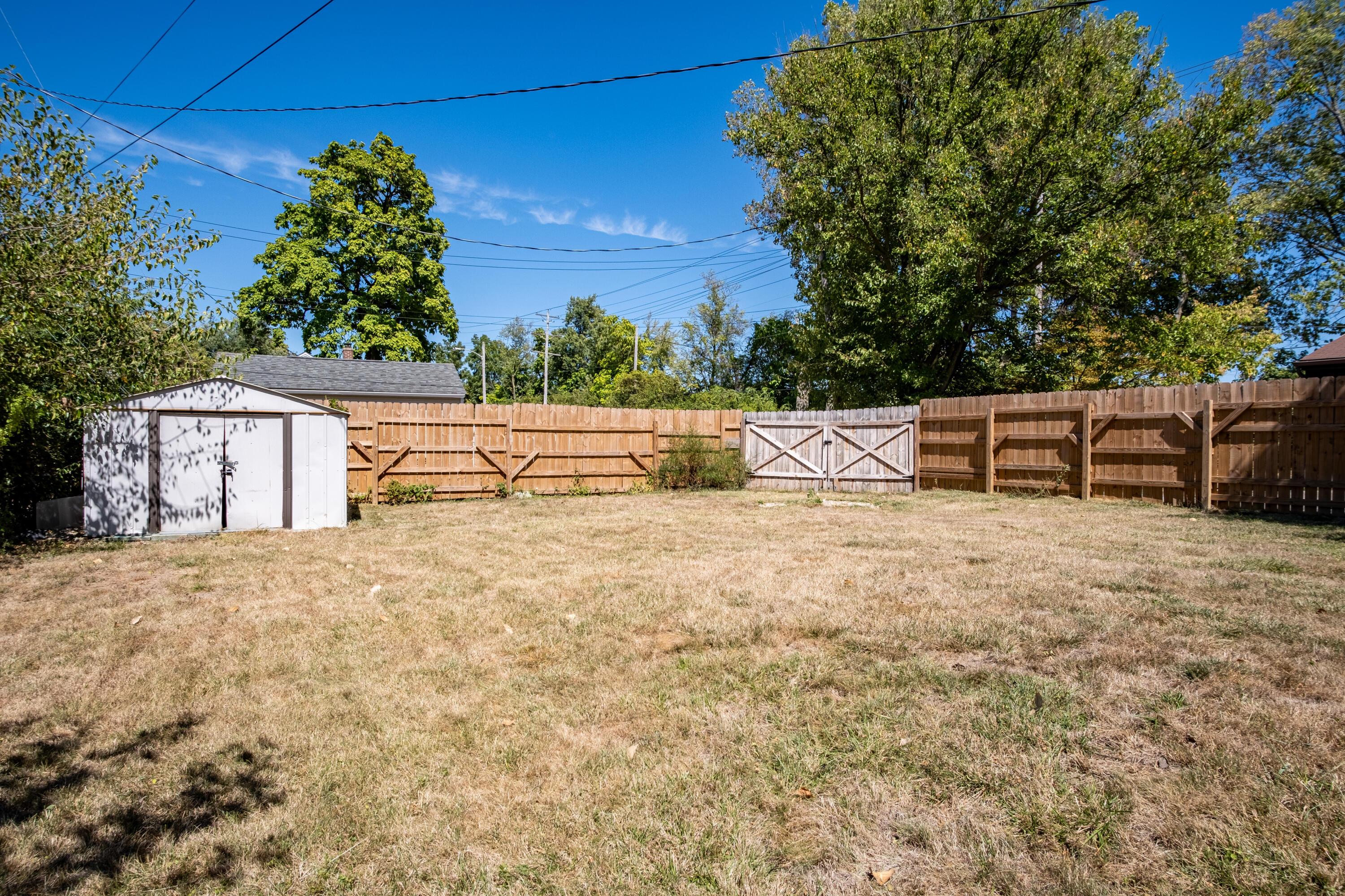 578 E Tulane Road Property Photo 22