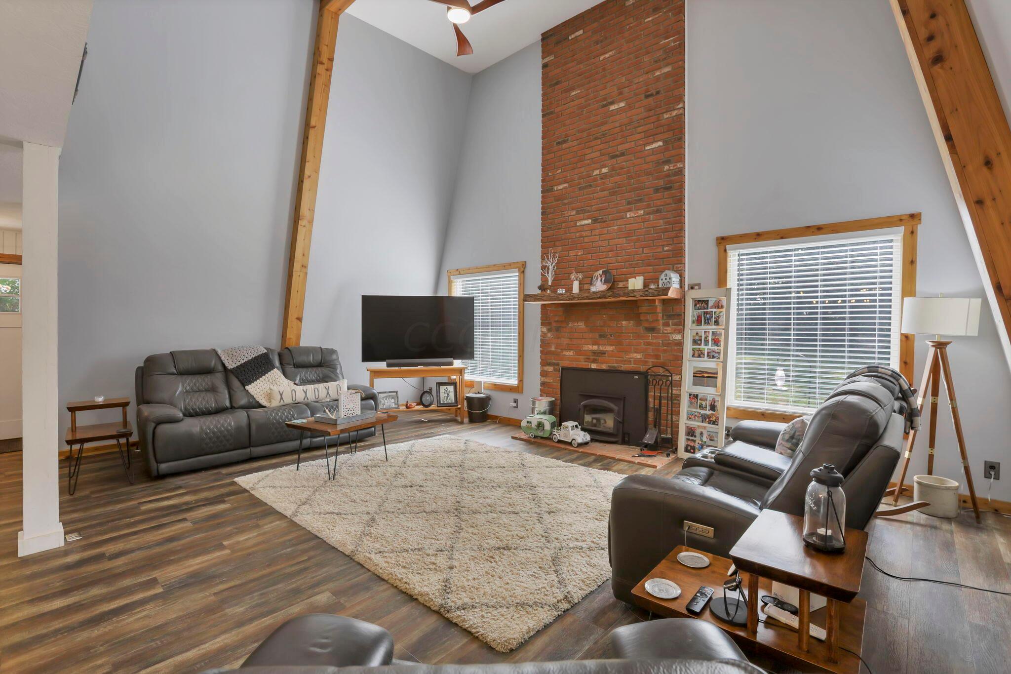 5930 Us Highway 22 Nw Property Photo 4