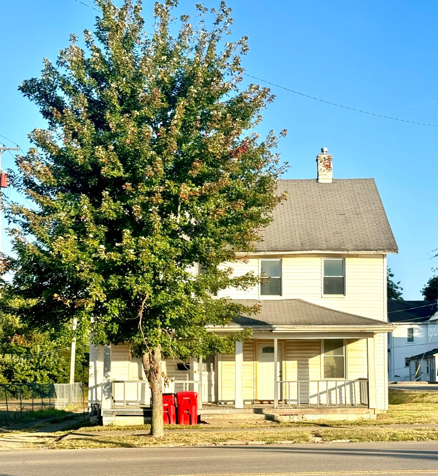 105-107 W High Street Property Photo 1