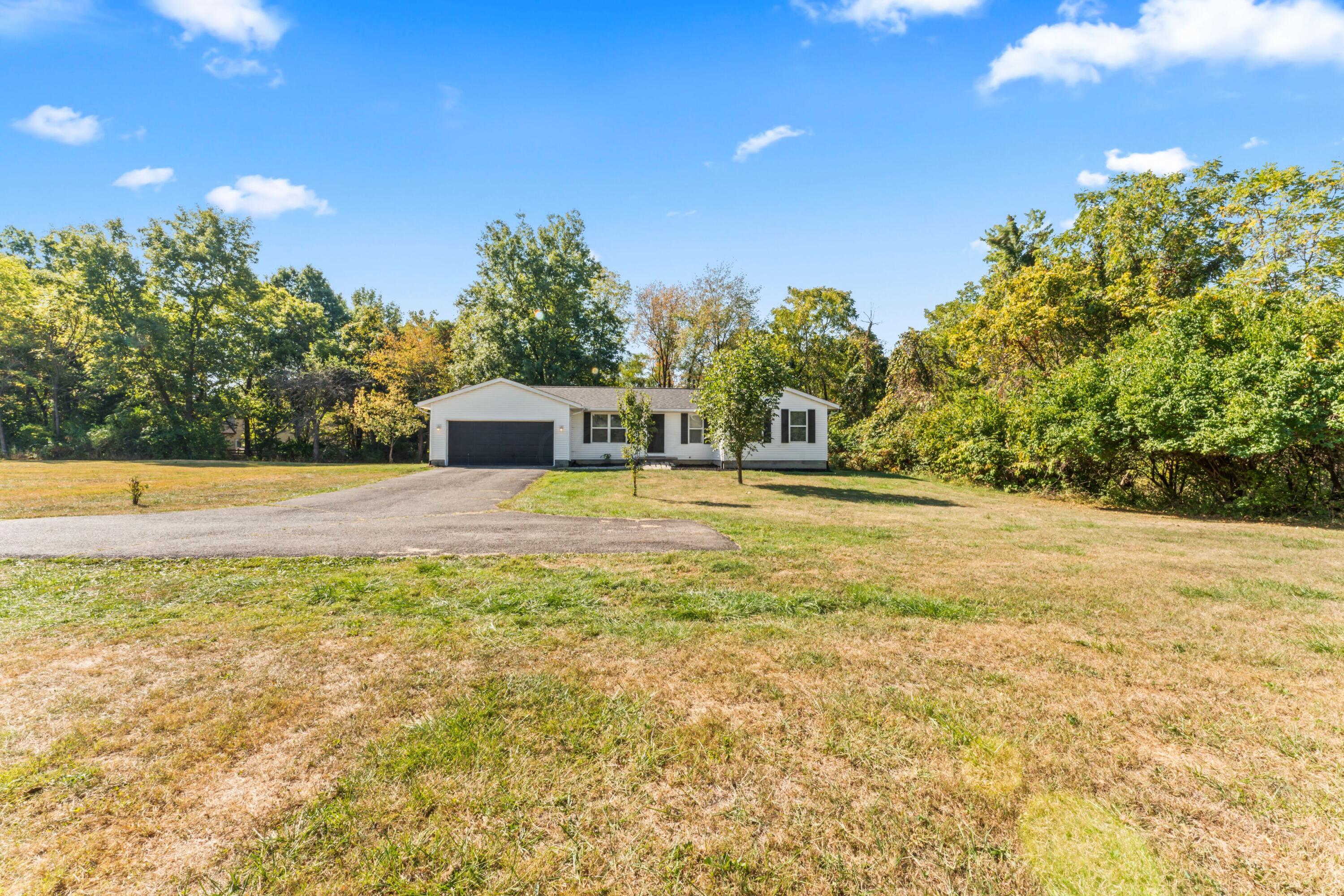 443 Waggoner Road Property Photo 3