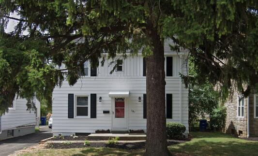 581 Crescent Road Property Photo 1