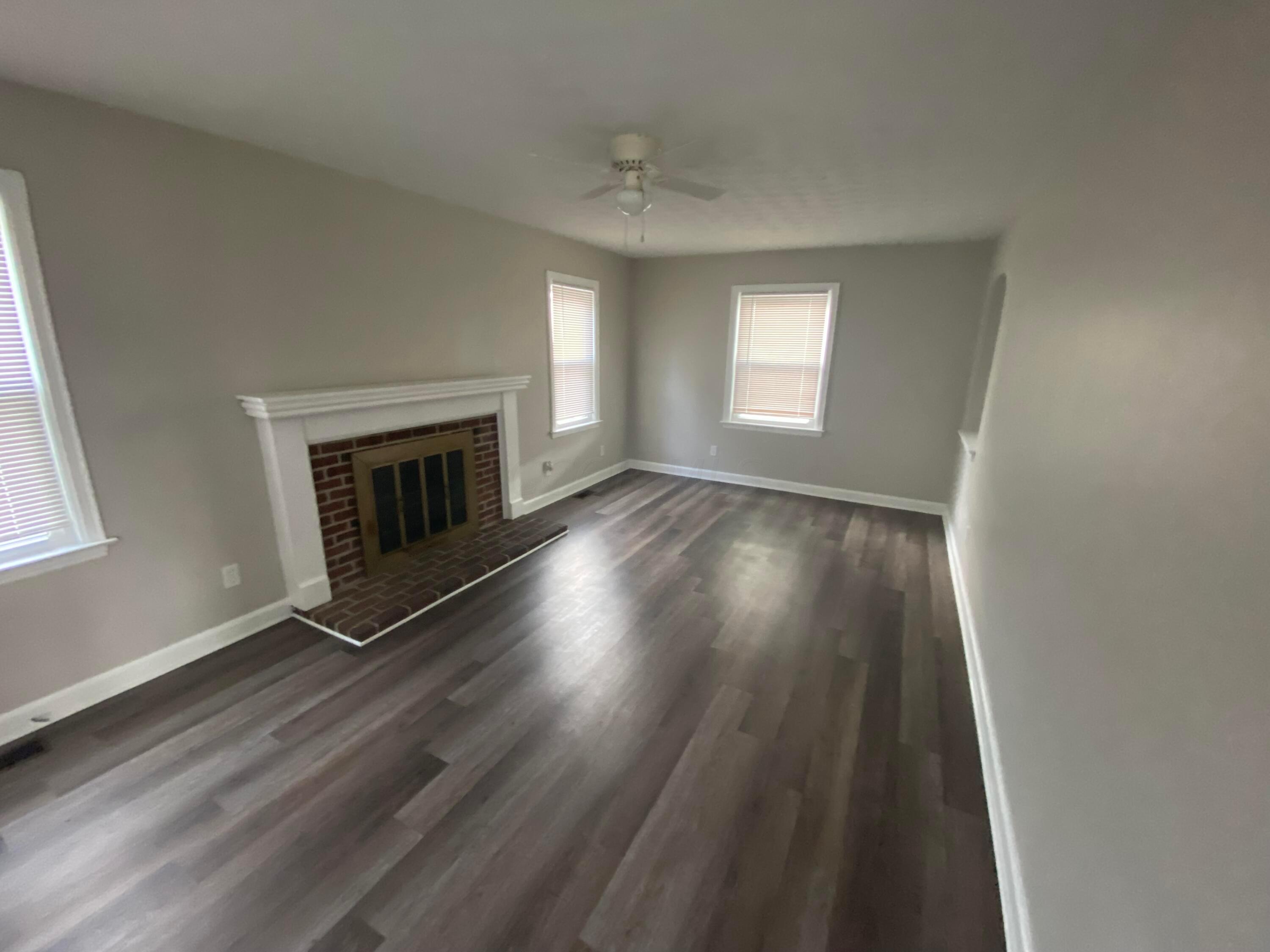 581 Crescent Road Property Photo 2