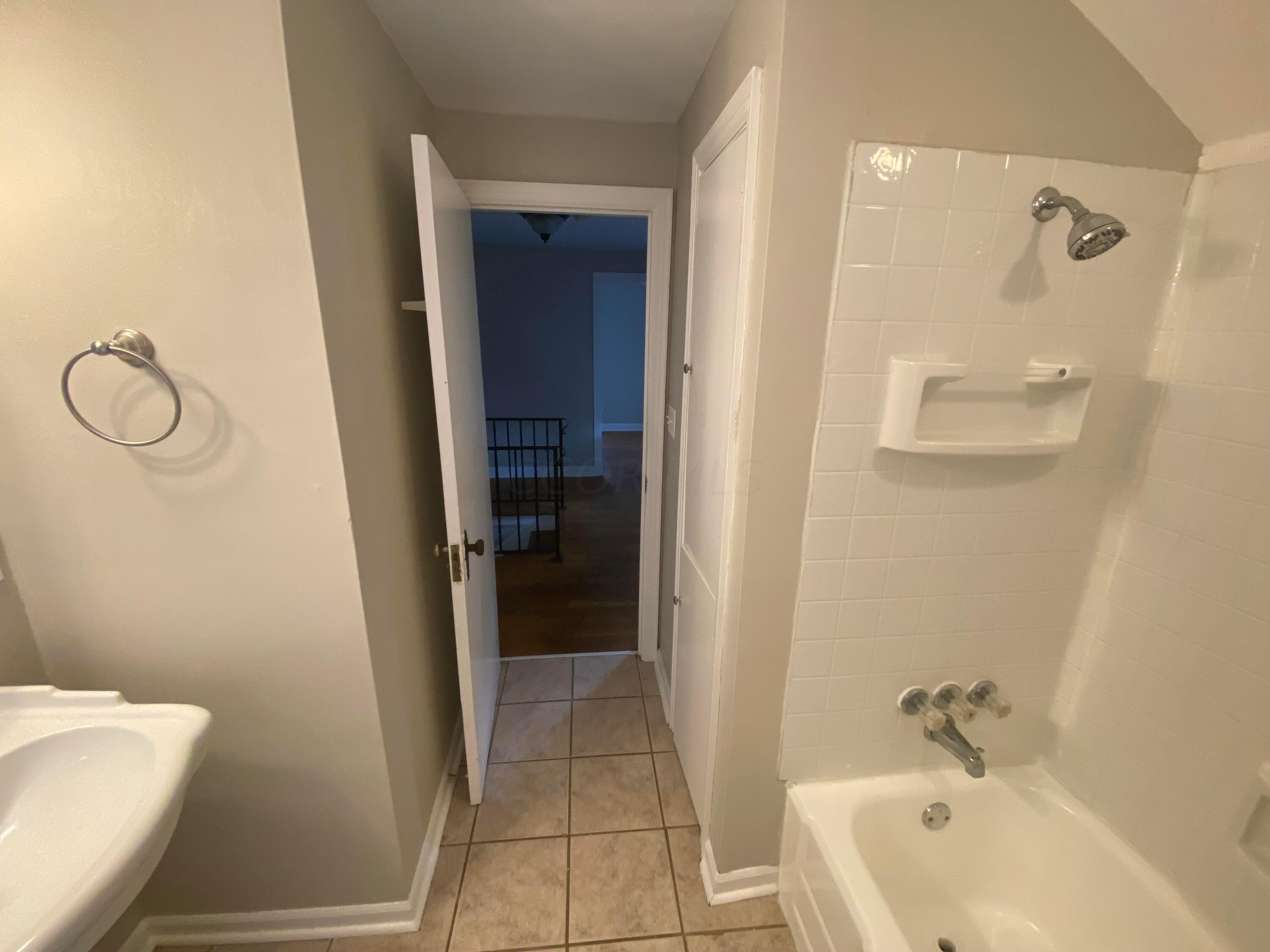 581 Crescent Road Property Photo 12
