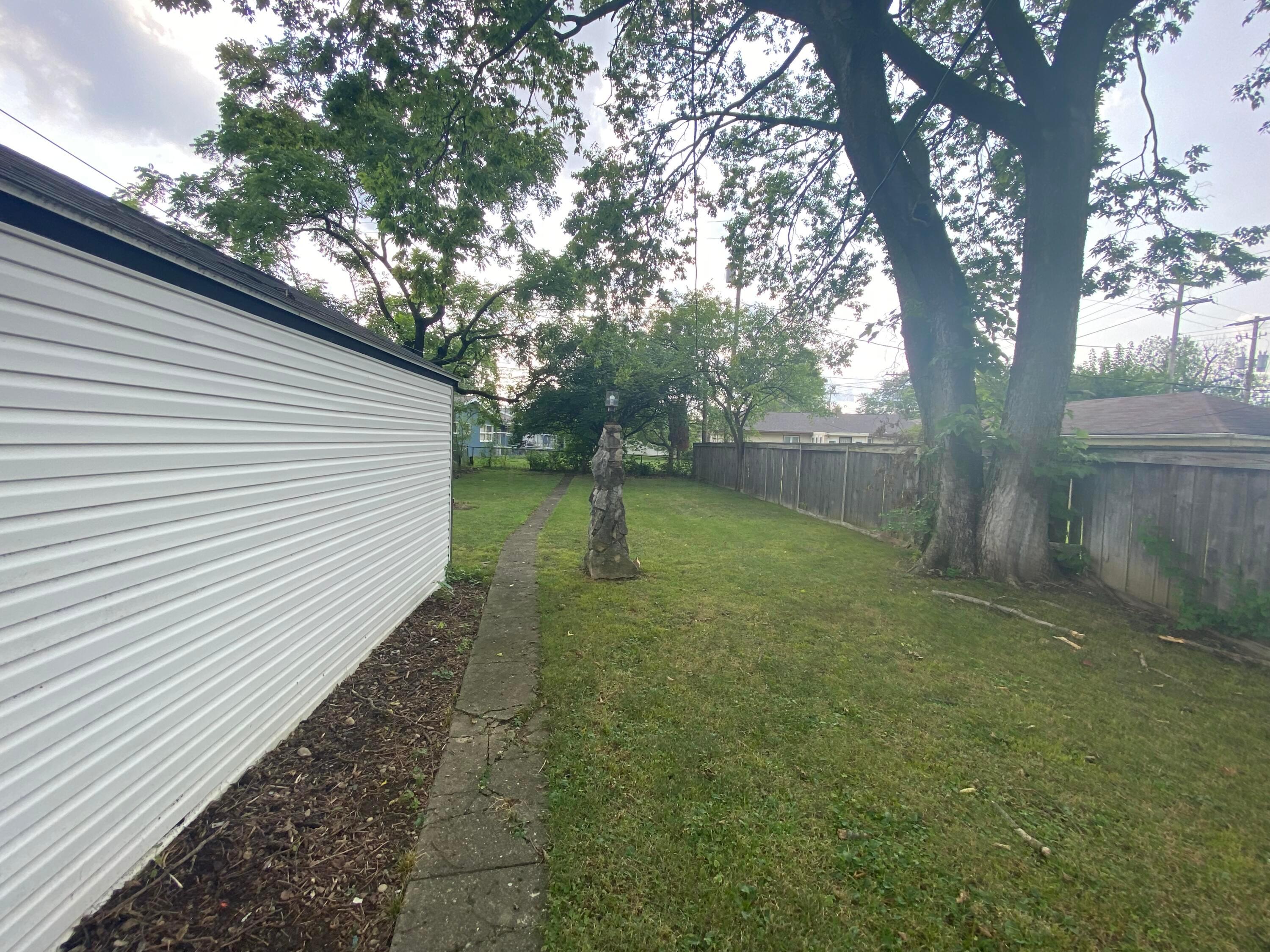 581 Crescent Road Property Photo 18
