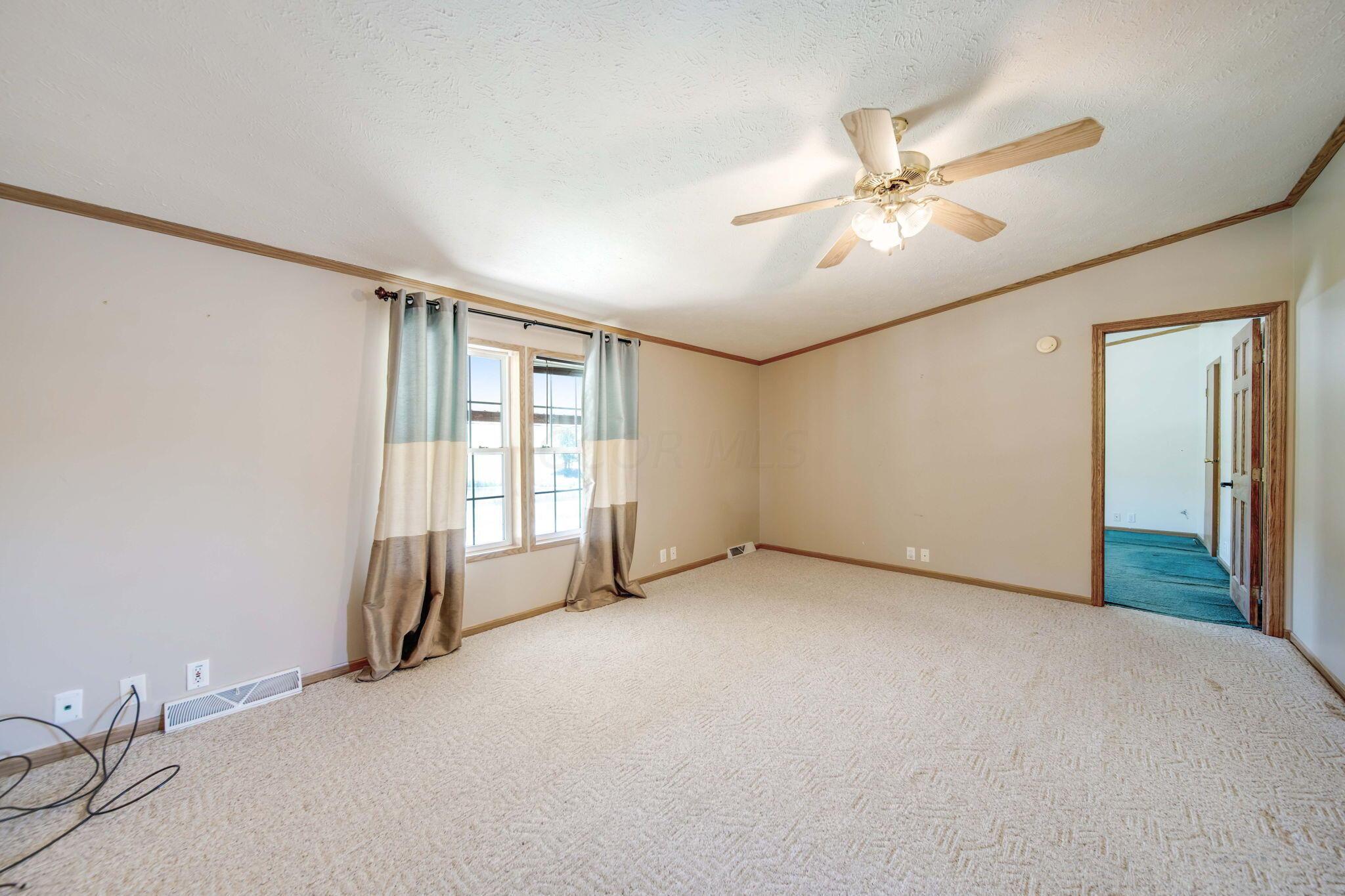 38482 Scout Road Property Photo 23