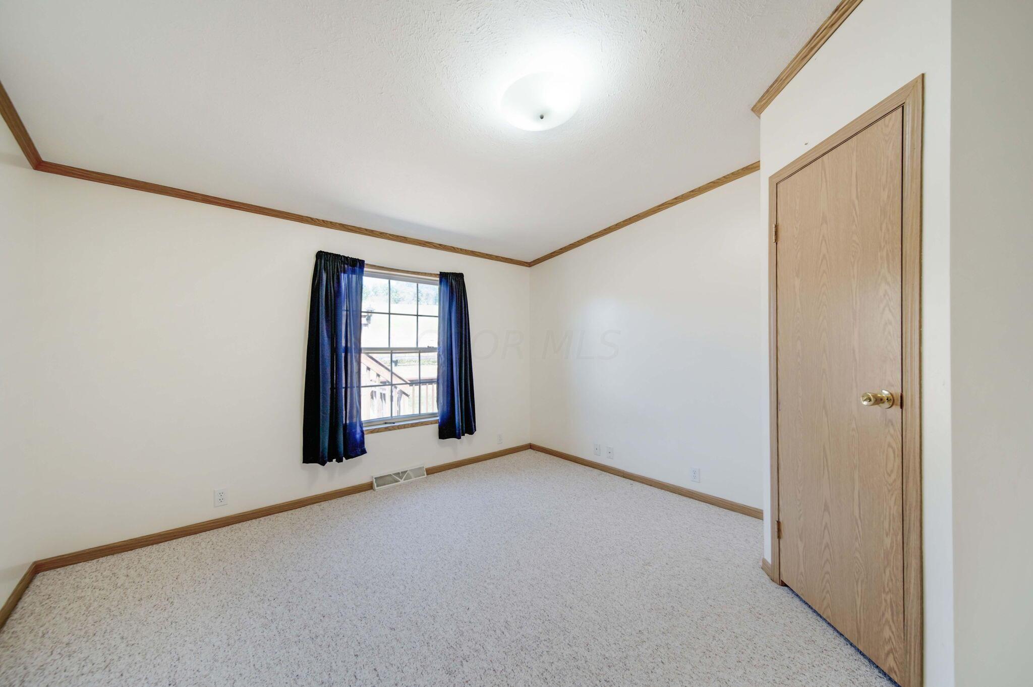 38482 Scout Road Property Photo 28
