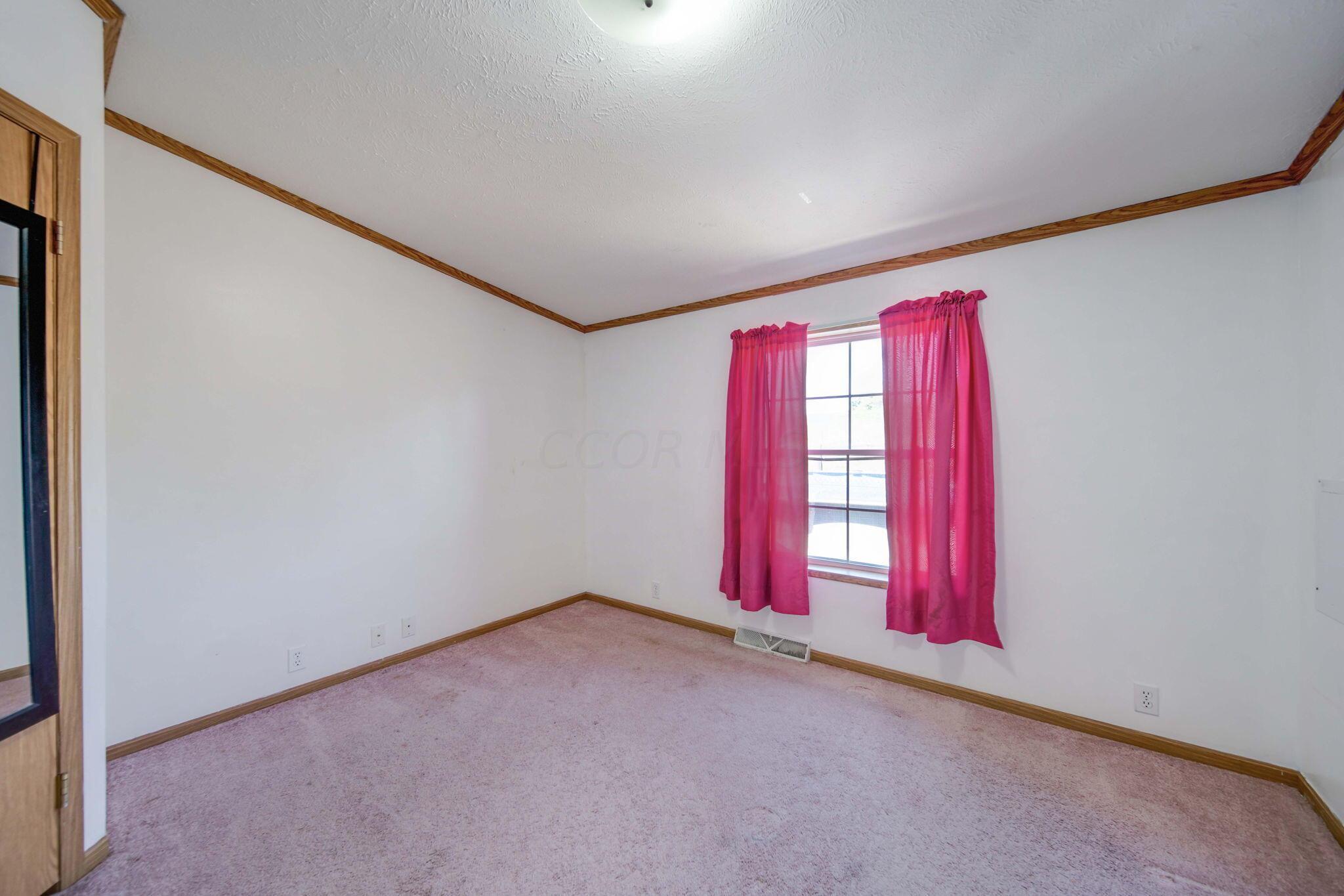 38482 Scout Road Property Photo 31