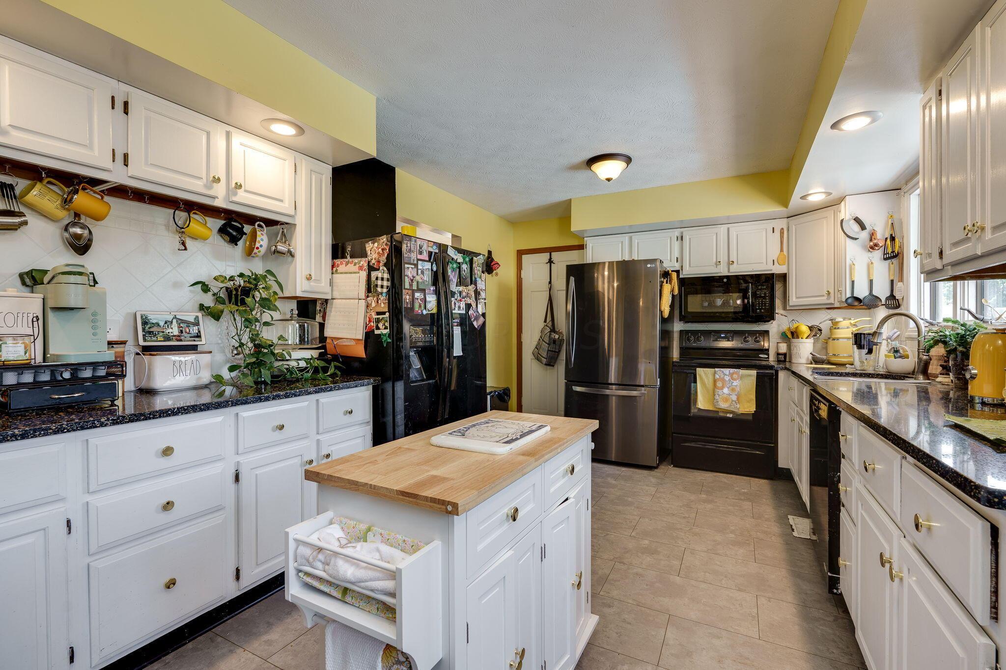 3630 Singing Wind Way Property Photo 26