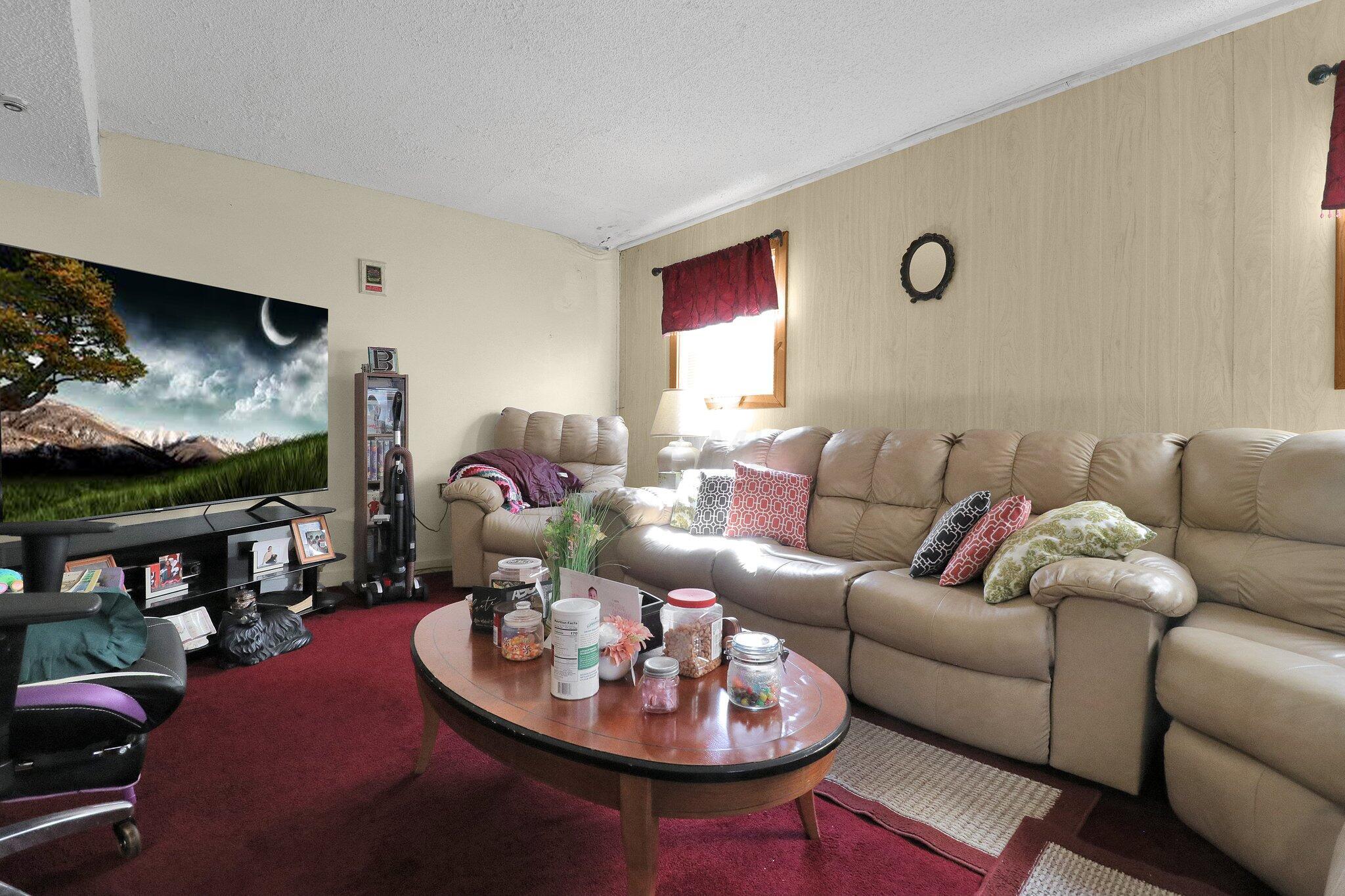 6512 Harriott Road Property Photo 8