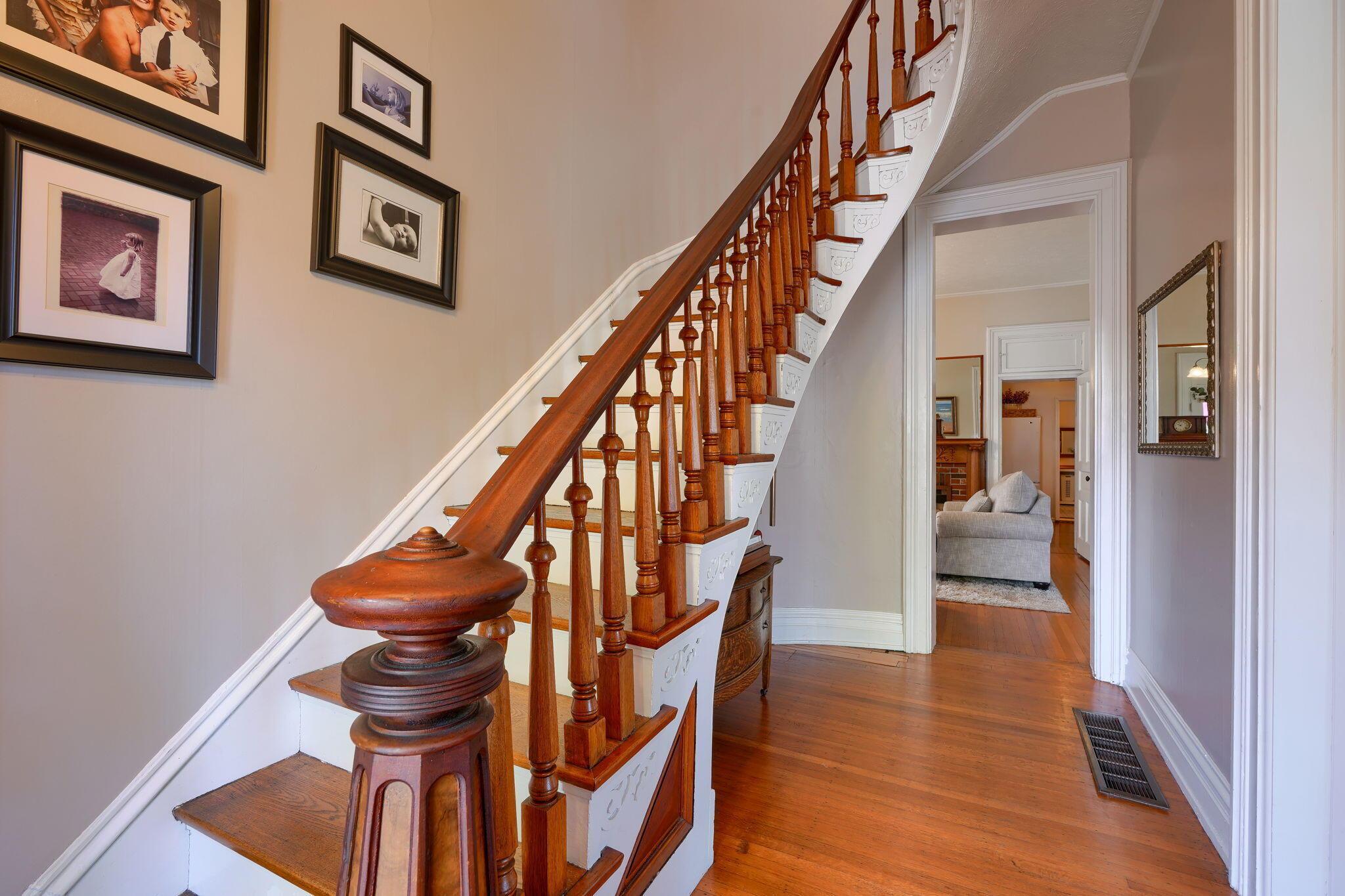 327 Pearl Street Property Photo 16
