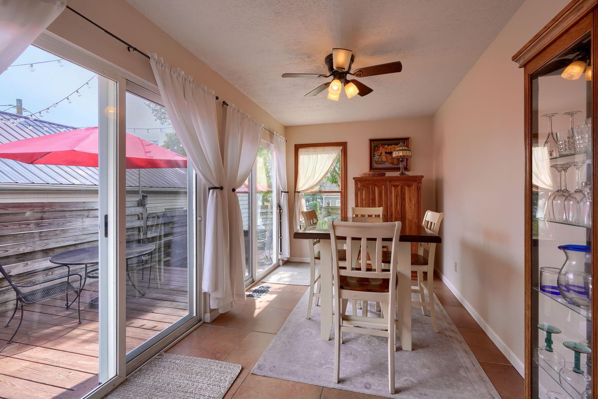 327 Pearl Street Property Photo 30