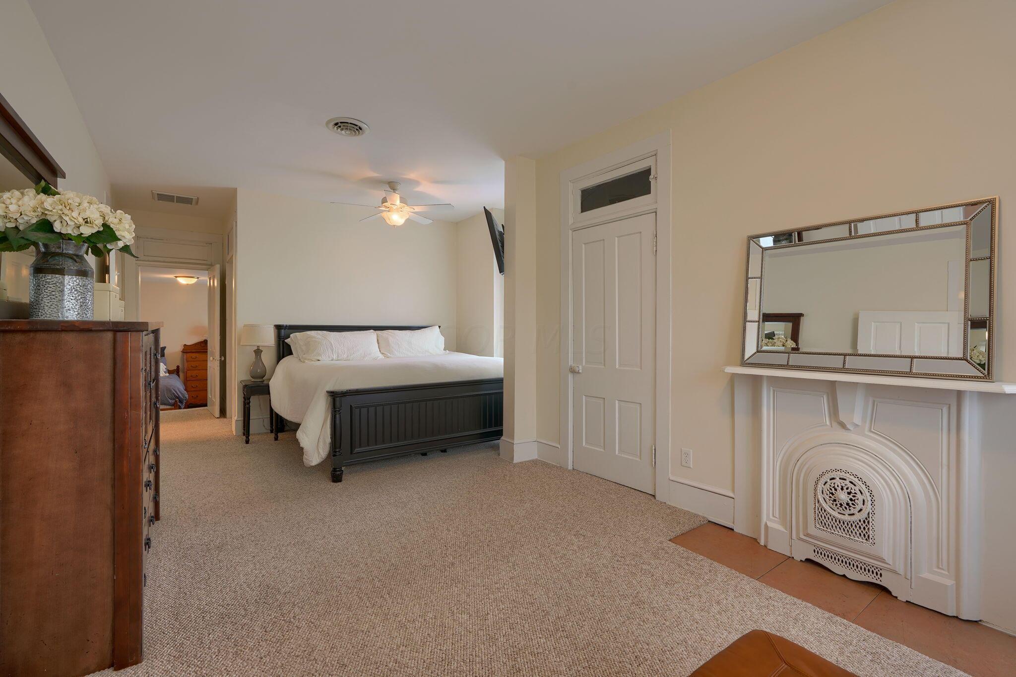 327 Pearl Street Property Photo 35