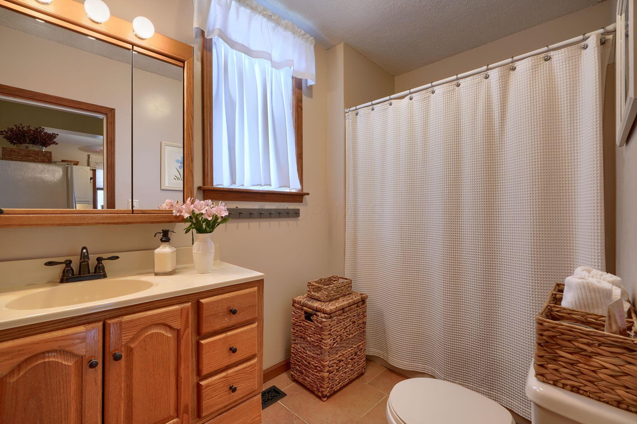 327 Pearl Street Property Photo 43