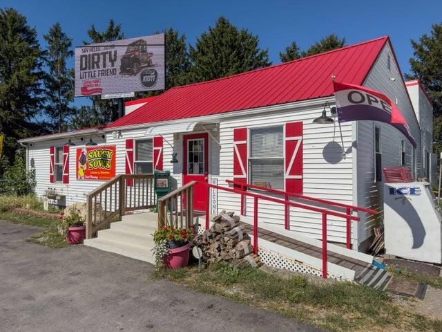 13 State Route 235 N Property Photo 2