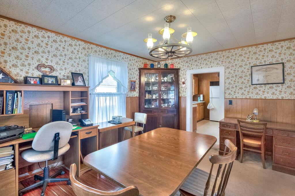 702 Coshocton Avenue Property Photo 21