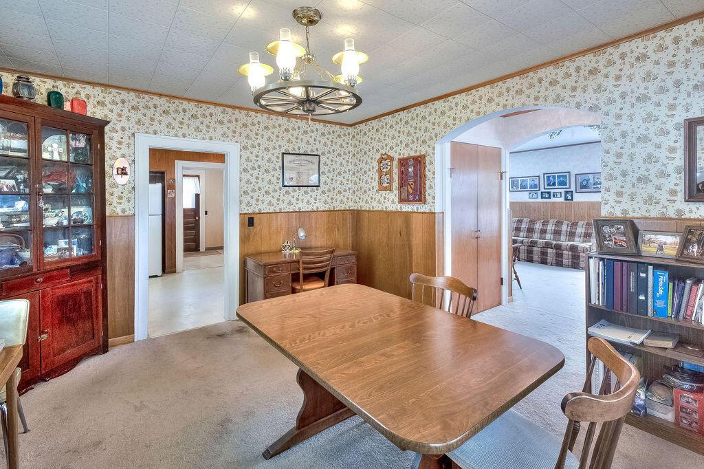 702 Coshocton Avenue Property Photo 22