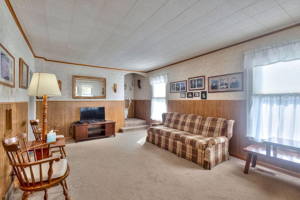 702 Coshocton Avenue Property Photo 23