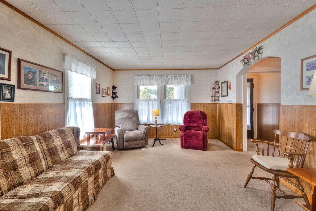 702 Coshocton Avenue Property Photo 25