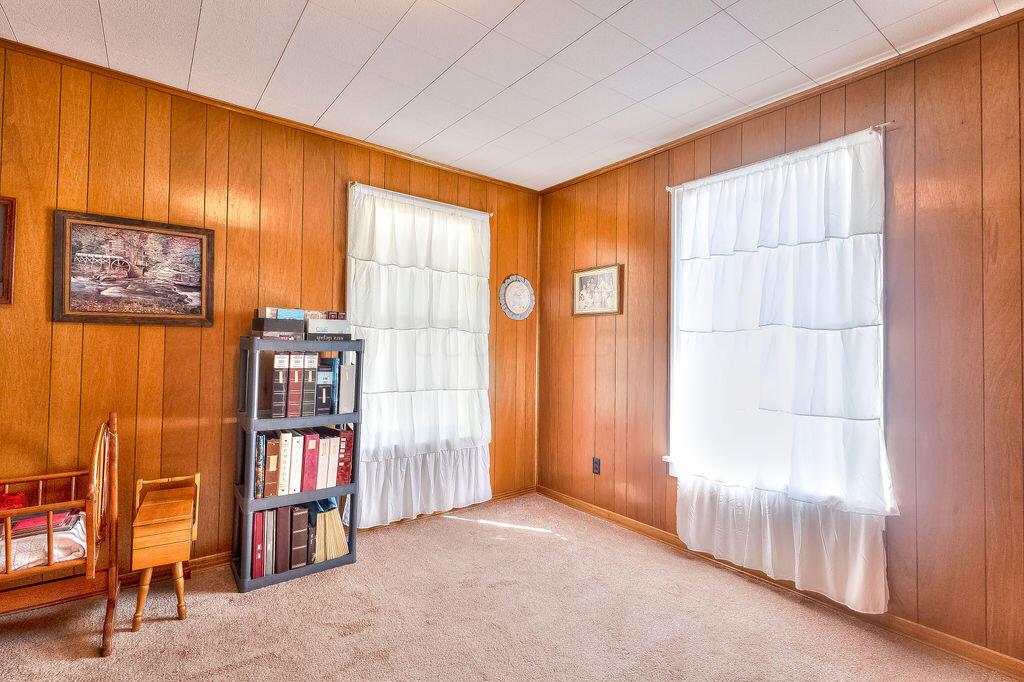 702 Coshocton Avenue Property Photo 29