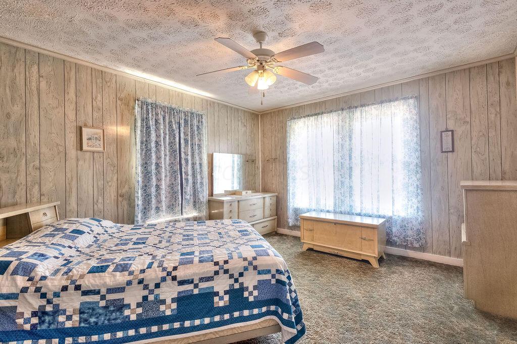 702 Coshocton Avenue Property Photo 37