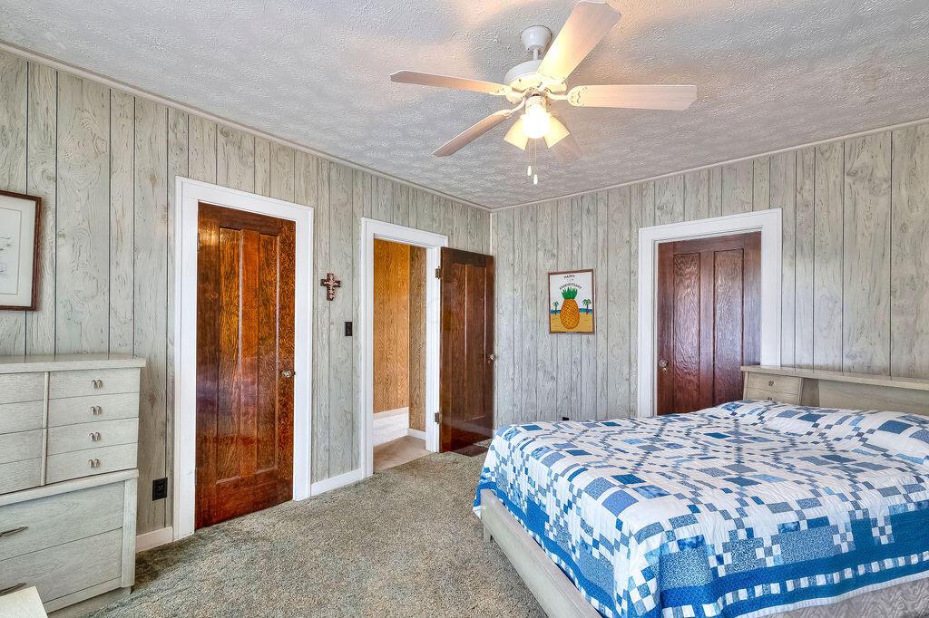 702 Coshocton Avenue Property Photo 39