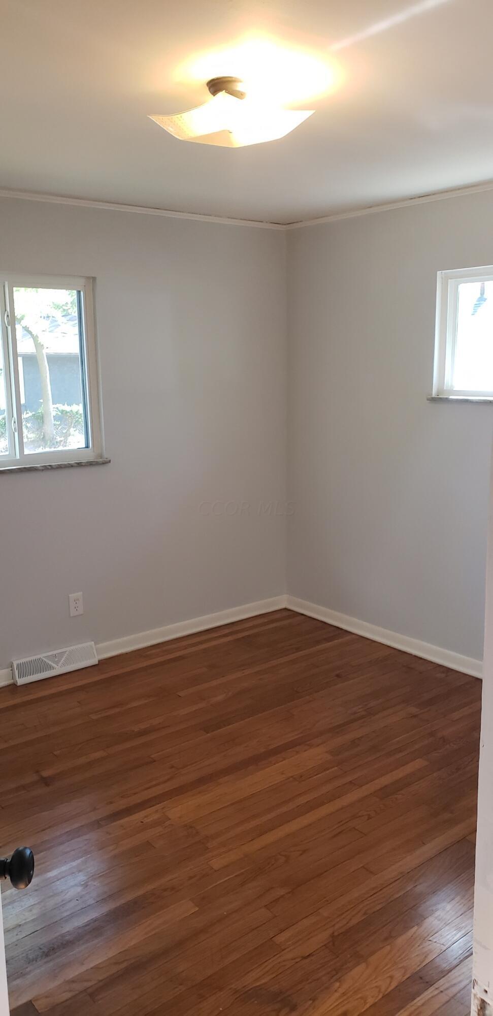 1327 Eldorn Drive Property Photo 20