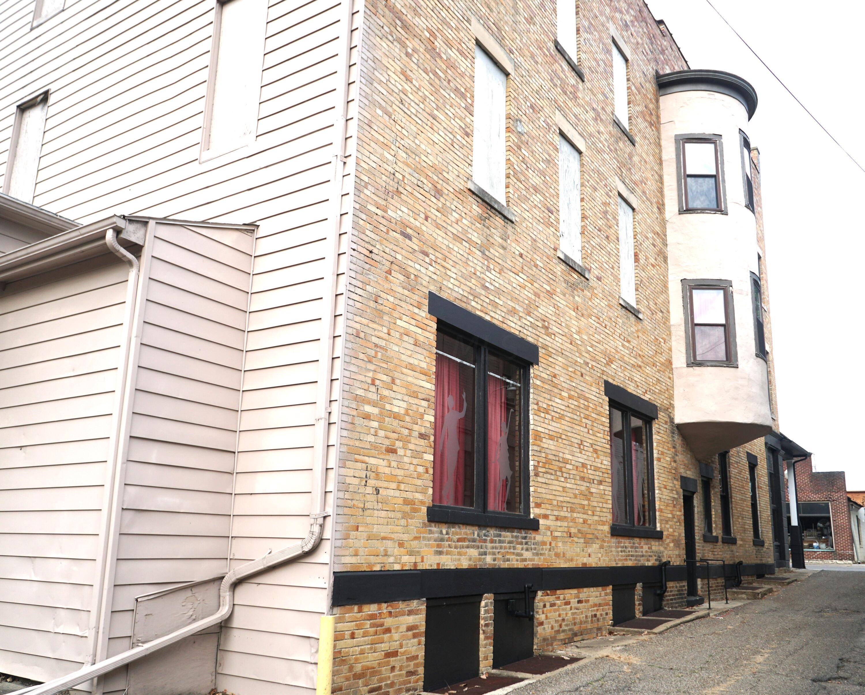 75 S Main Street Property Photo 6