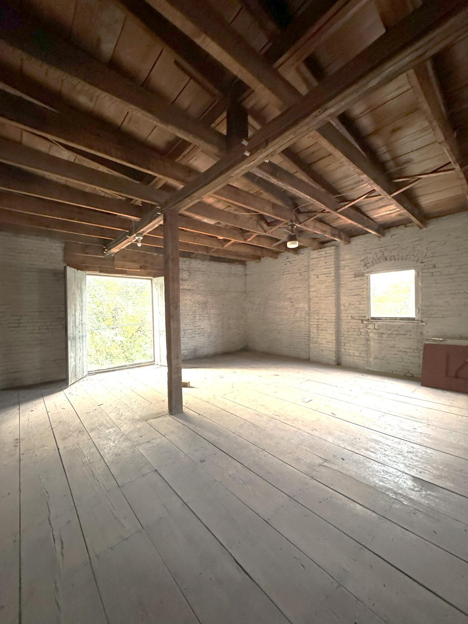 75 S Main Street Property Photo 18