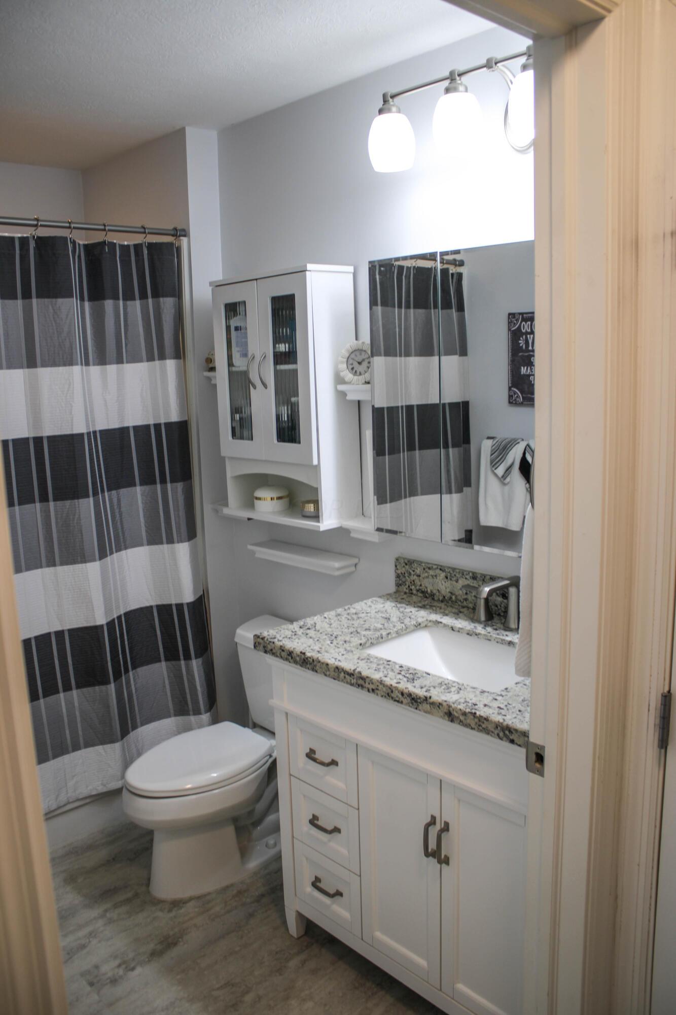 4401 Hunts Landing Road, 202 Property Photo 14