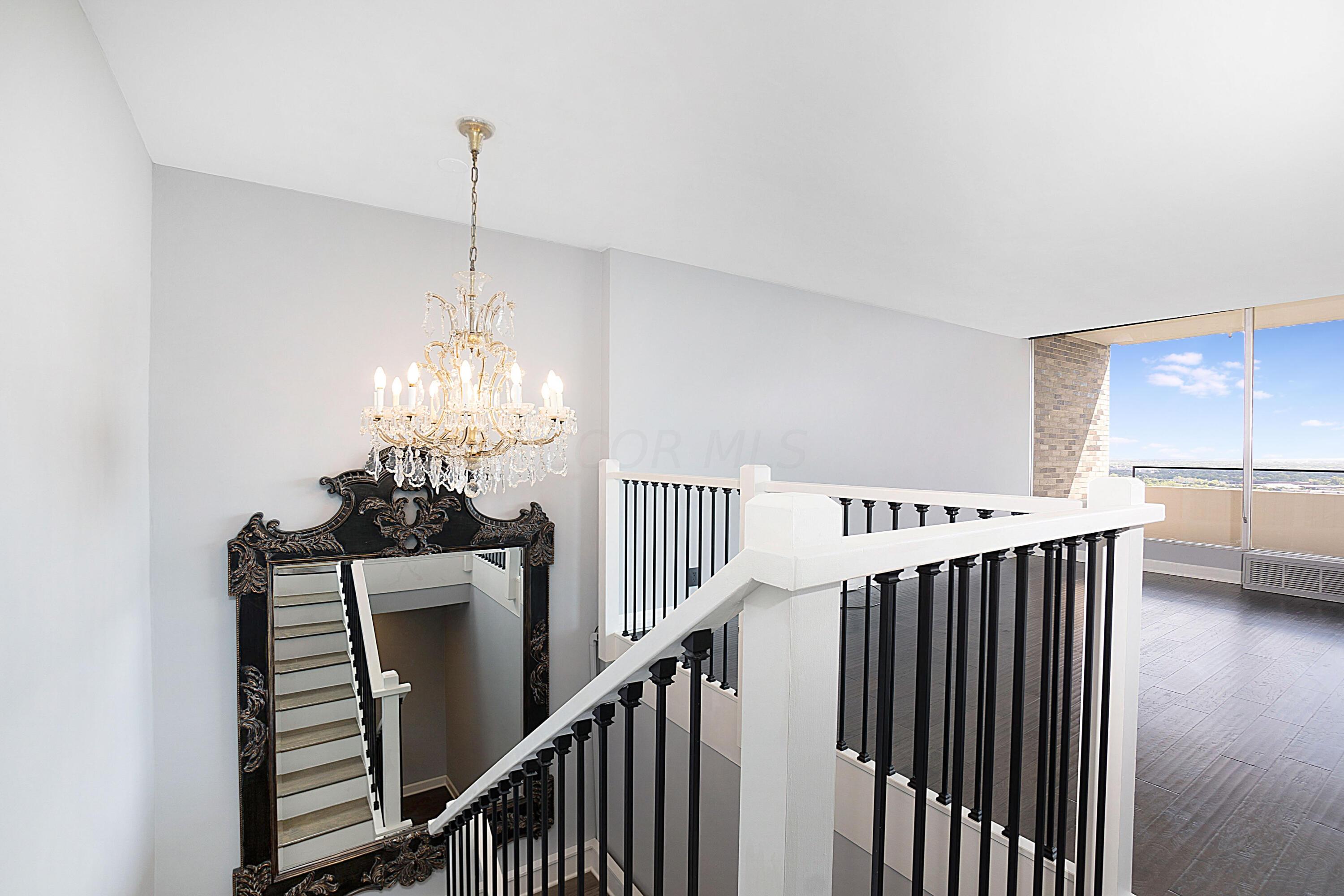 1000 Urlin Avenue, 2017 Property Photo 7