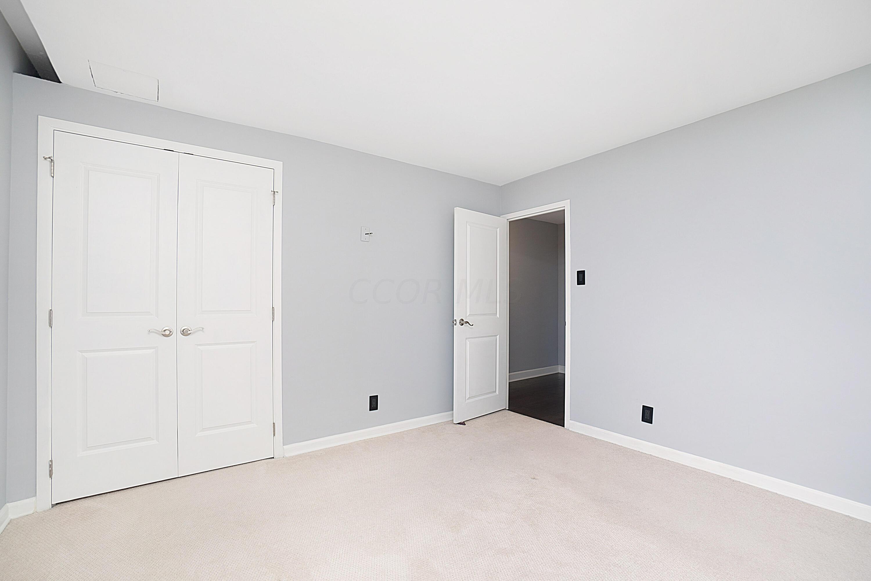 1000 Urlin Avenue, 2017 Property Photo 21