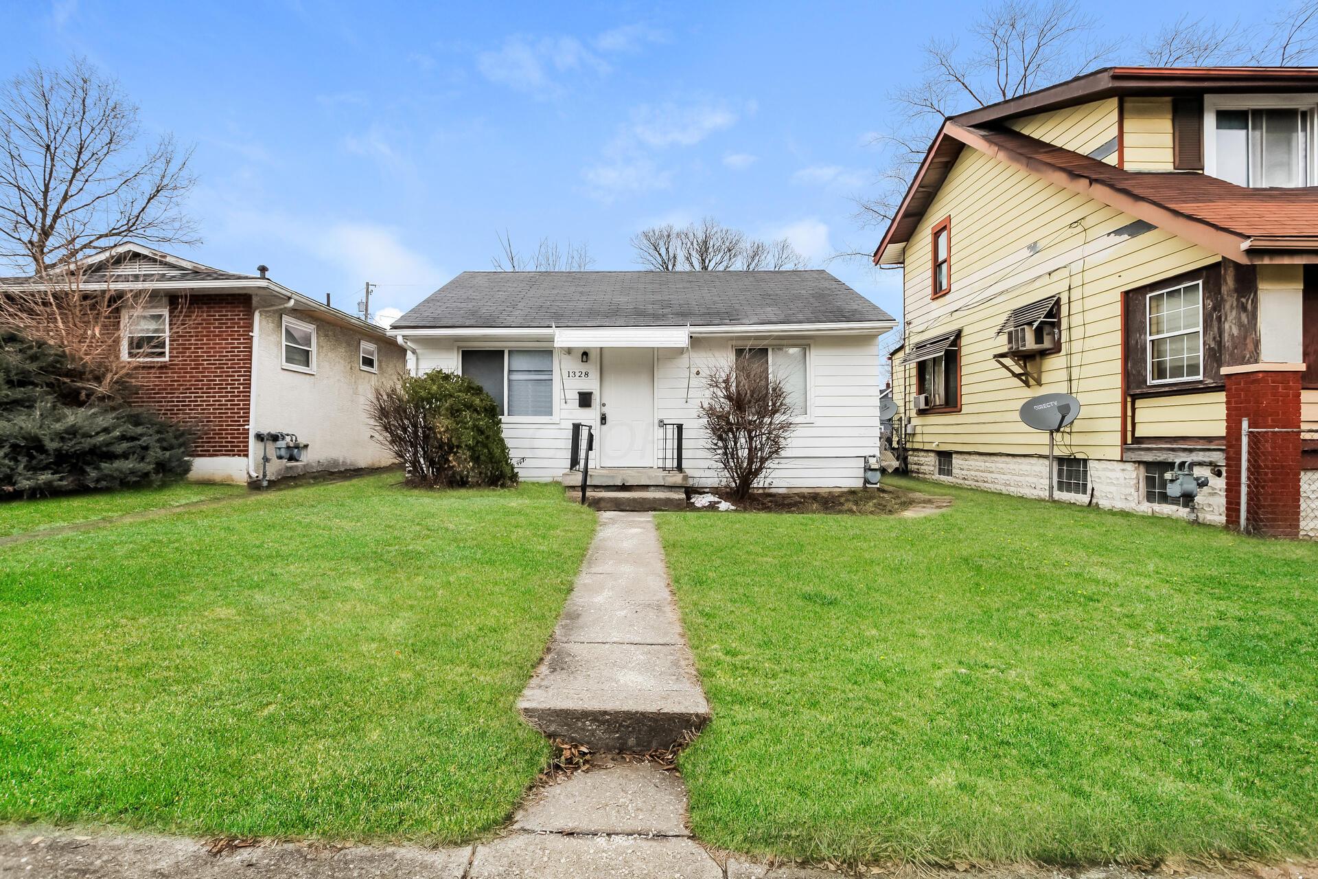 1328 Kent Street Property Photo 1