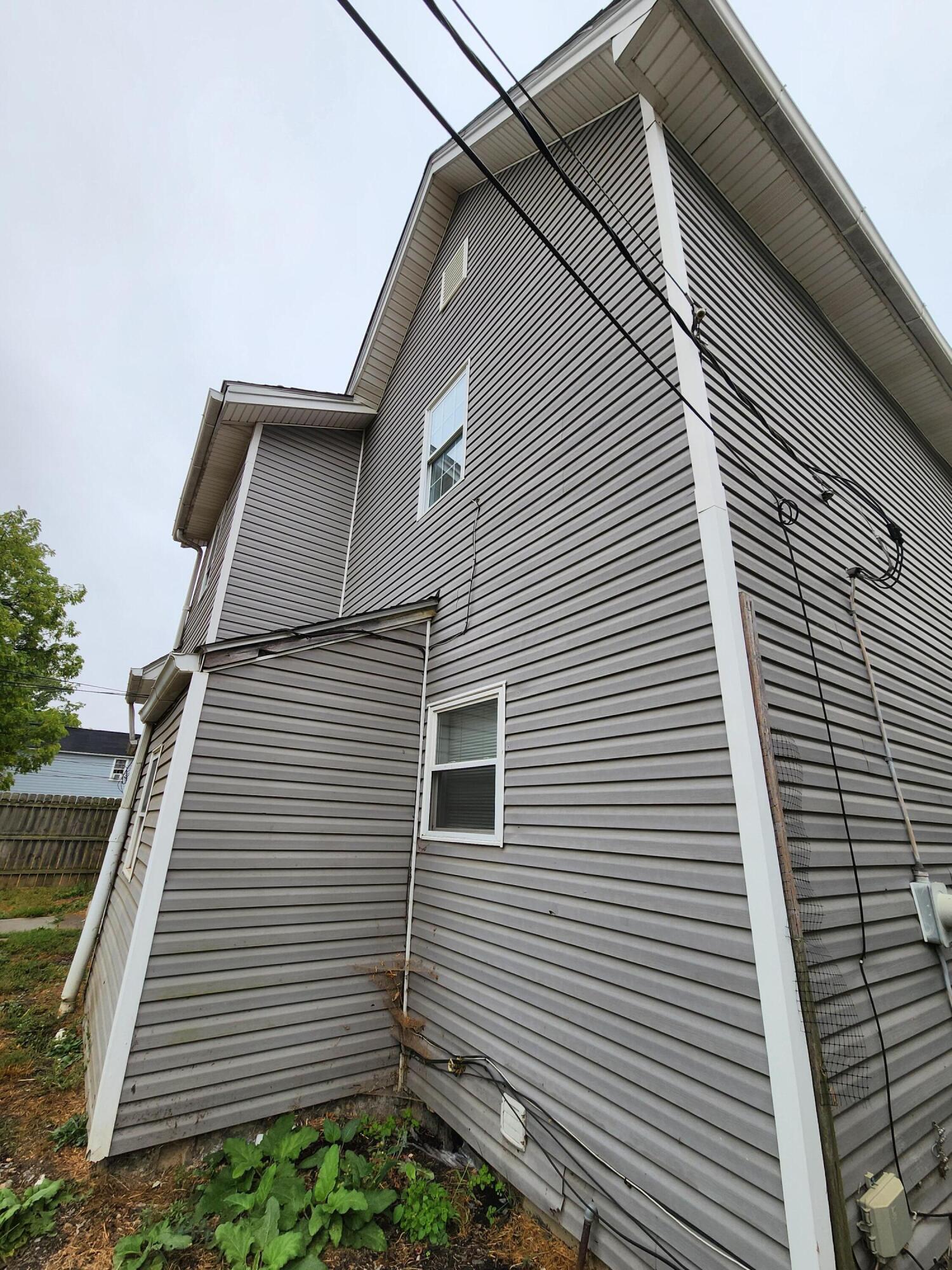 138 S Wheatland Avenue Property Photo 5
