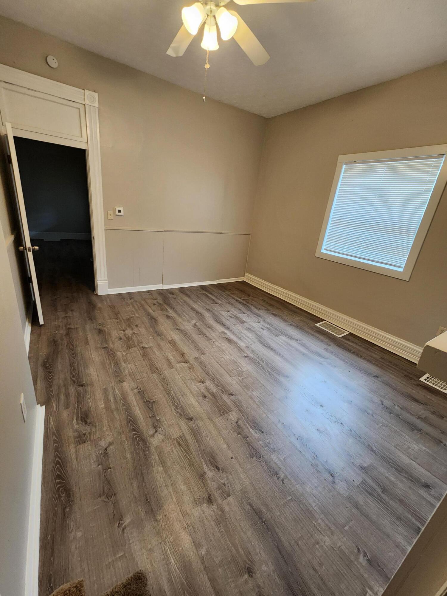 138 S Wheatland Avenue Property Photo 22