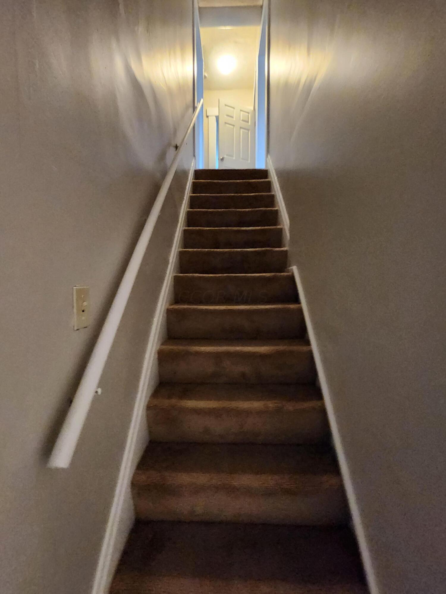 138 S Wheatland Avenue Property Photo 23