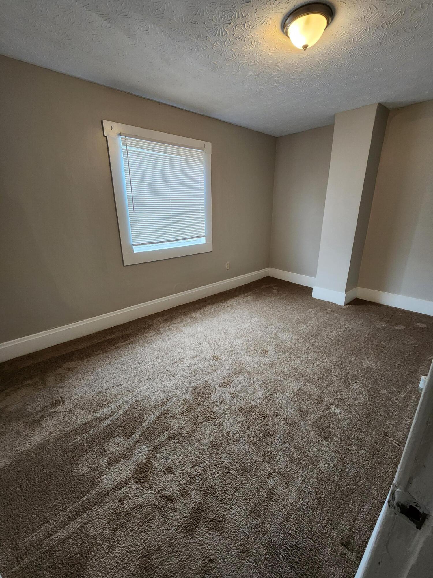 138 S Wheatland Avenue Property Photo 24