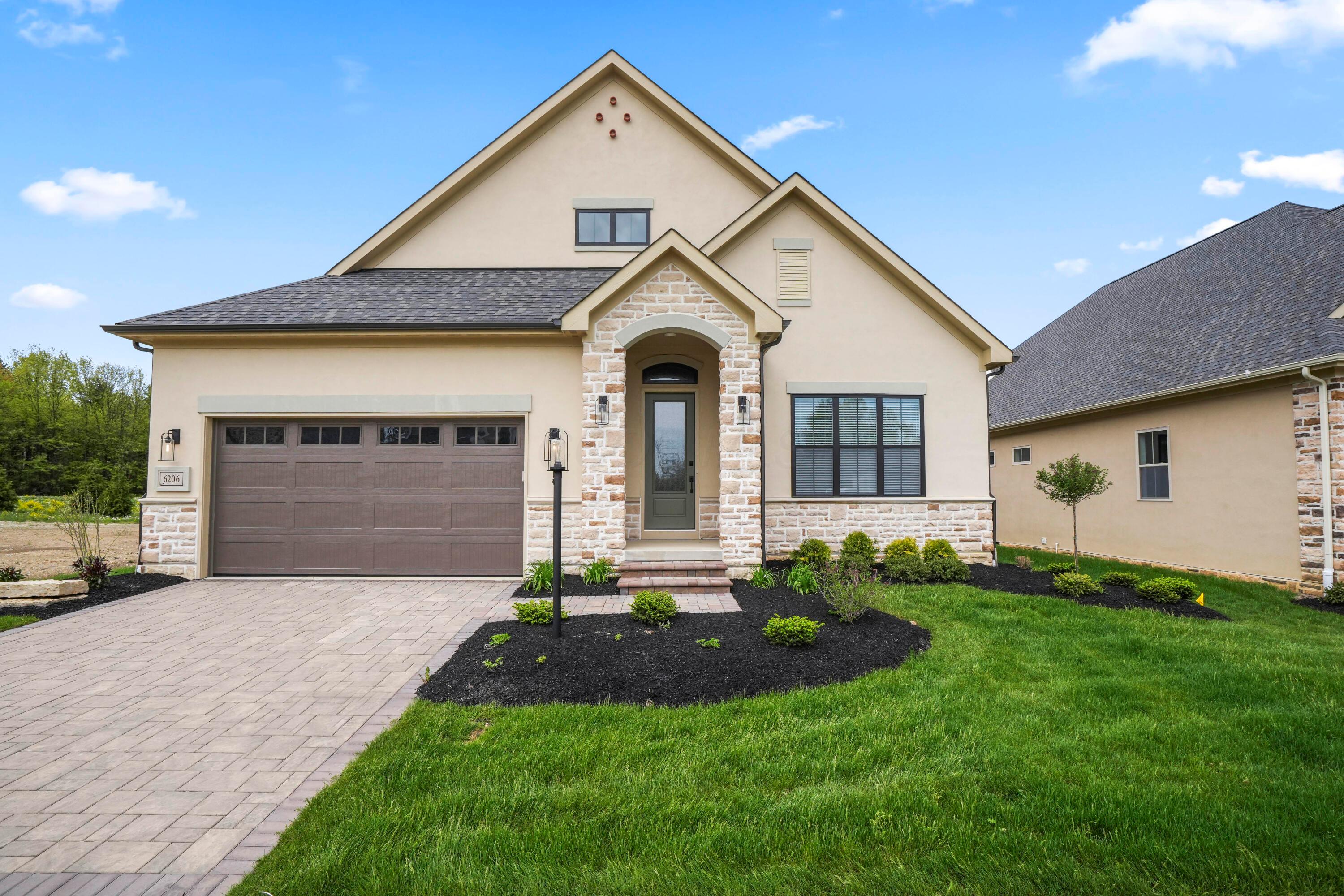 6206 Garden Loop Property Photo 1