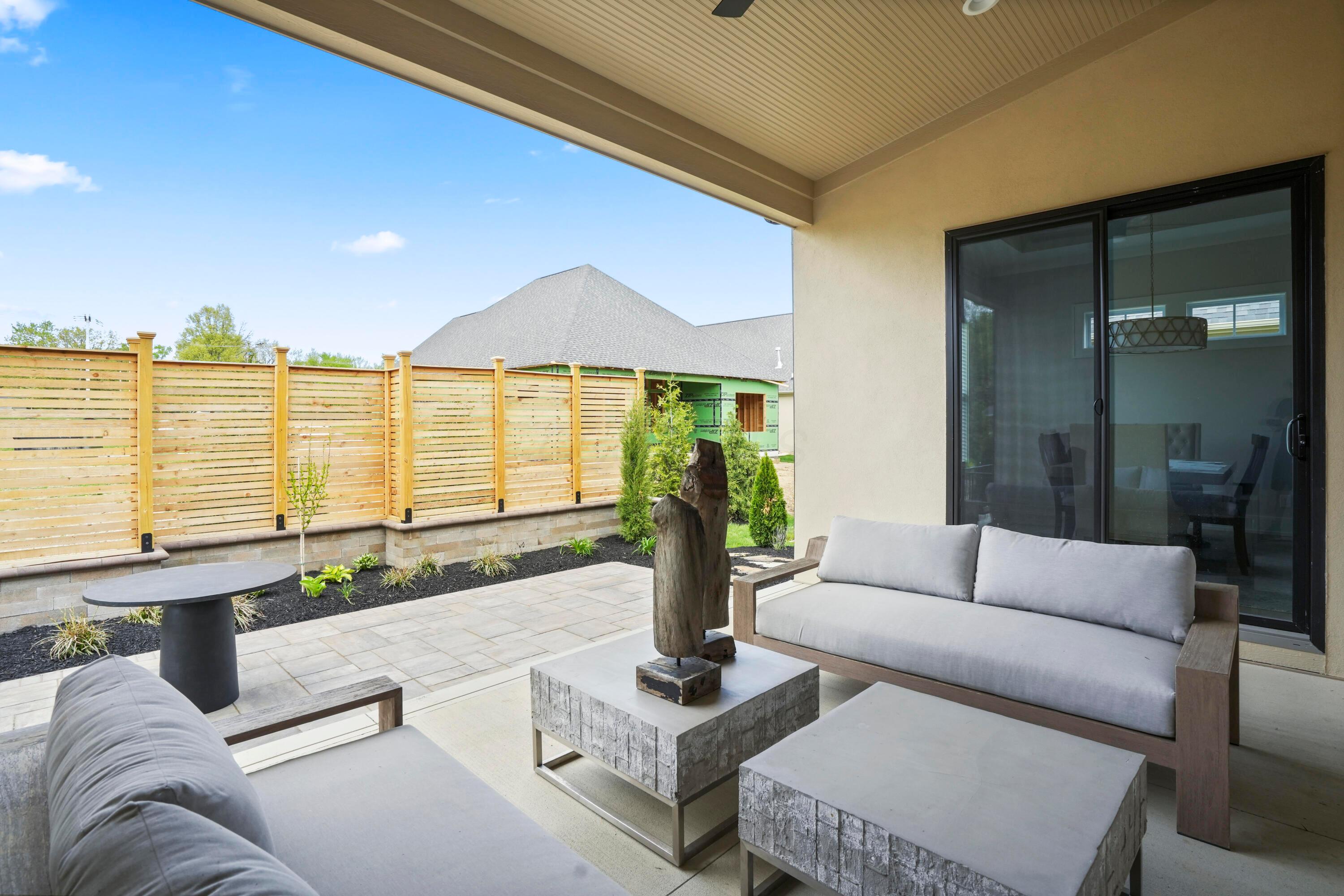 6206 Garden Loop Property Photo 4