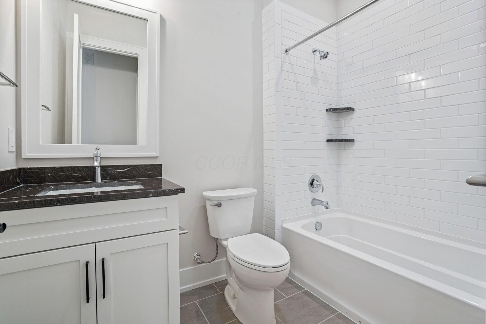 6206 Garden Loop Property Photo 10