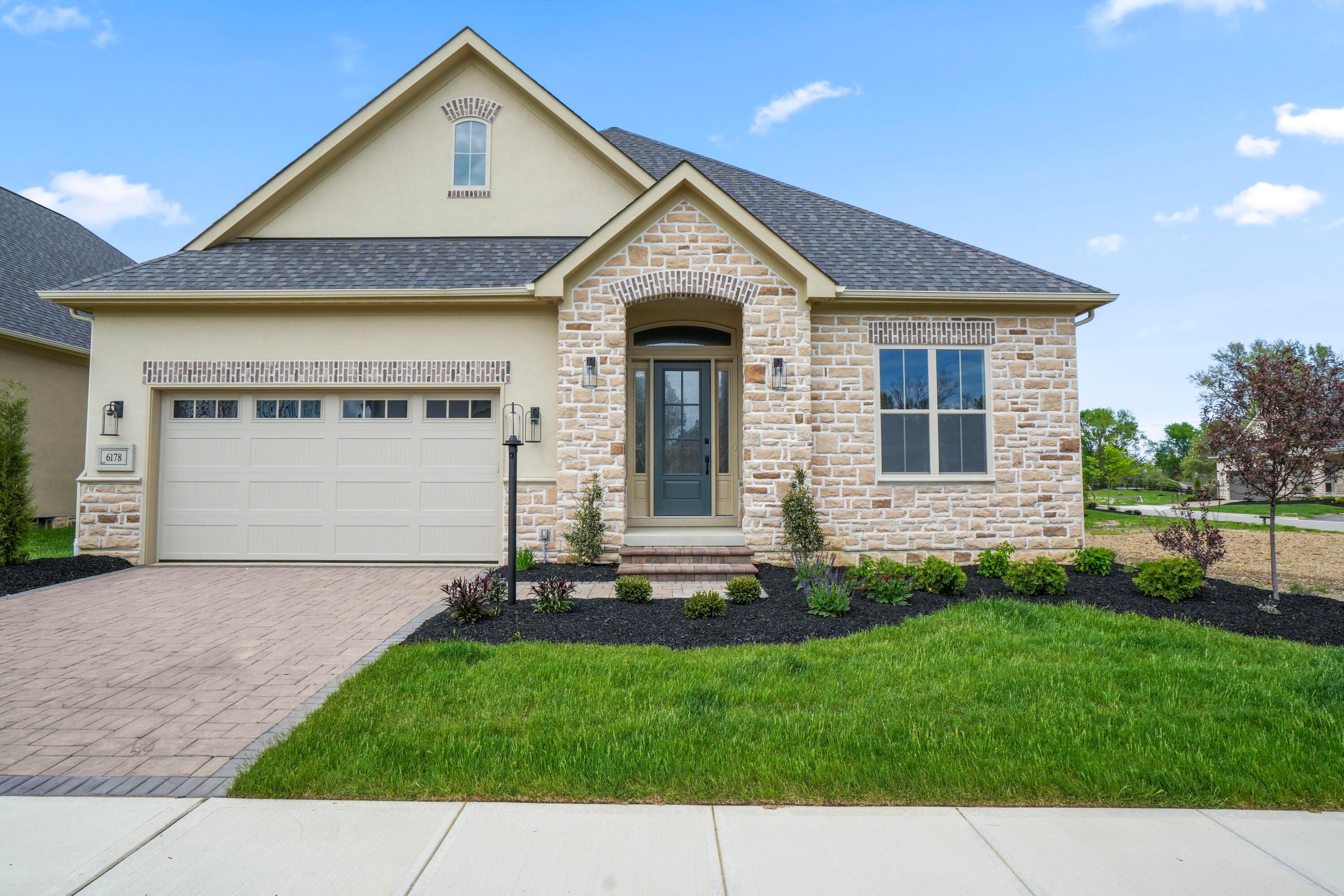 6192 Garden Loop Property Photo 1