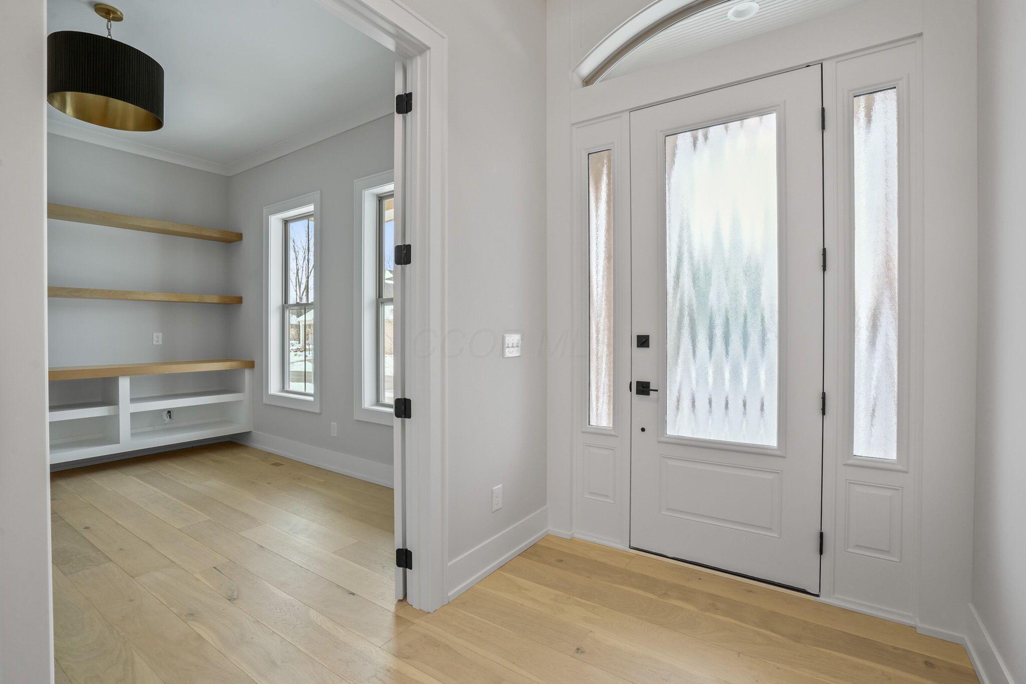 6192 Garden Loop Property Photo 6