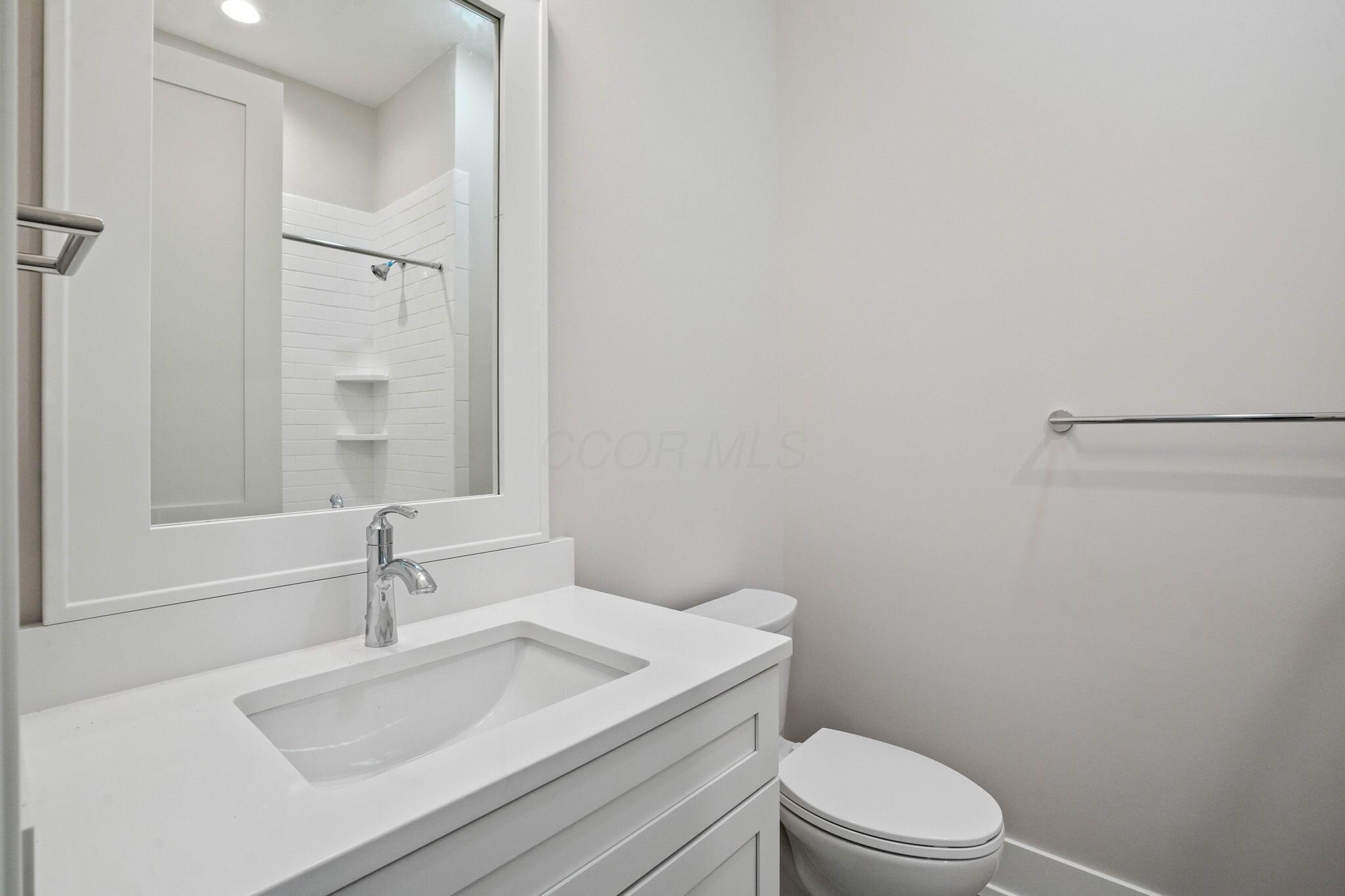 6192 Garden Loop Property Photo 9