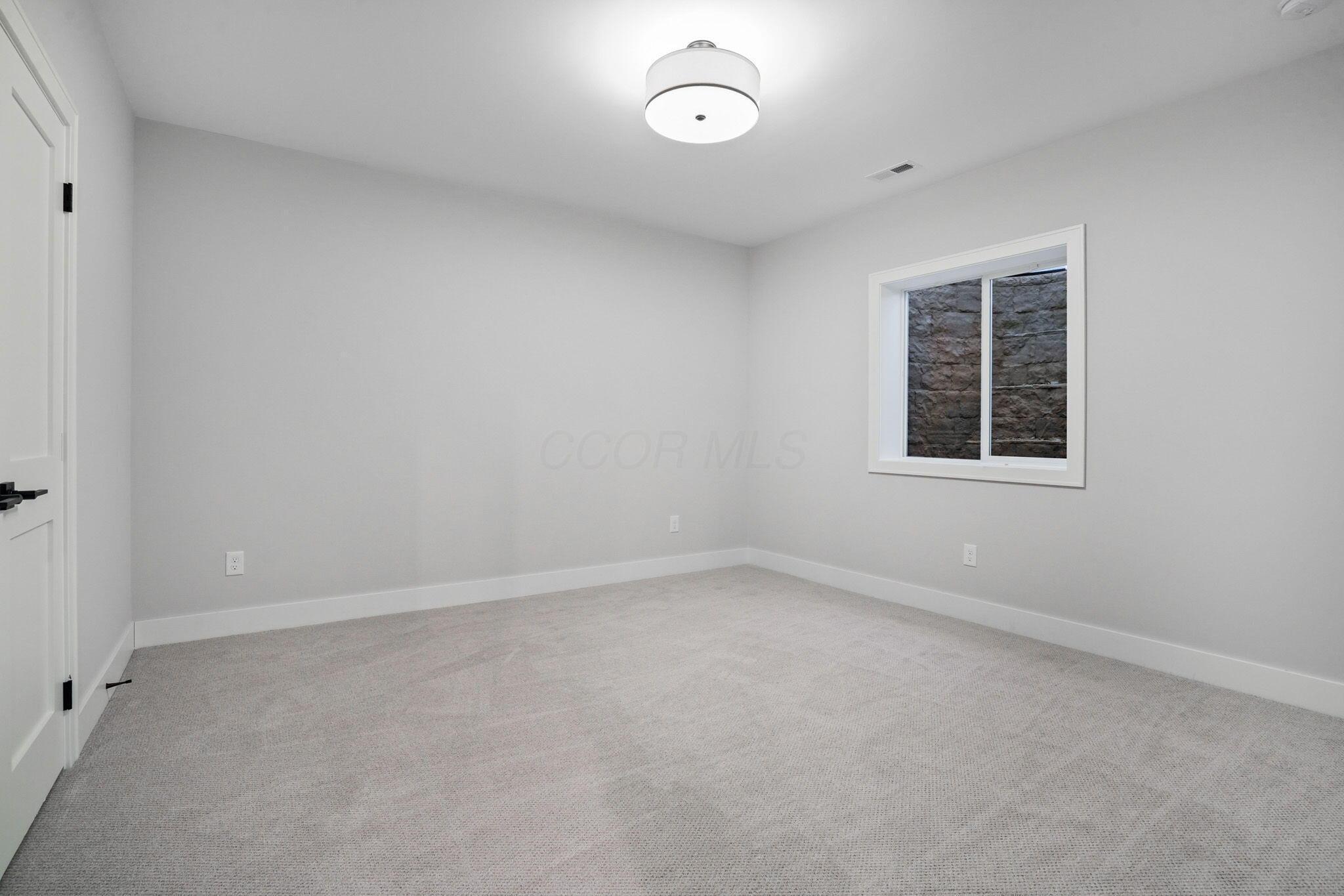 6192 Garden Loop Property Photo 58