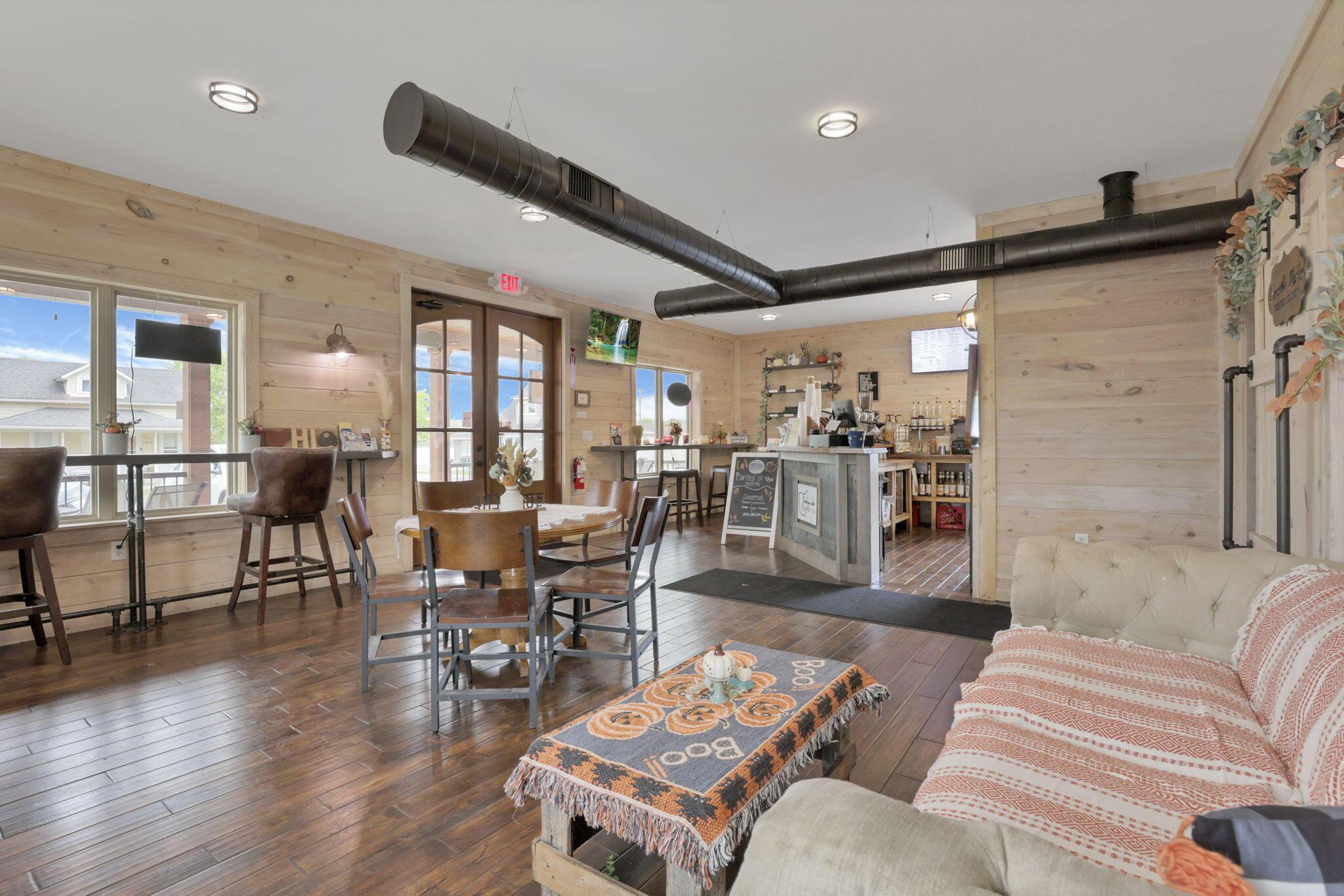 14675 Zion Road Property Photo 11