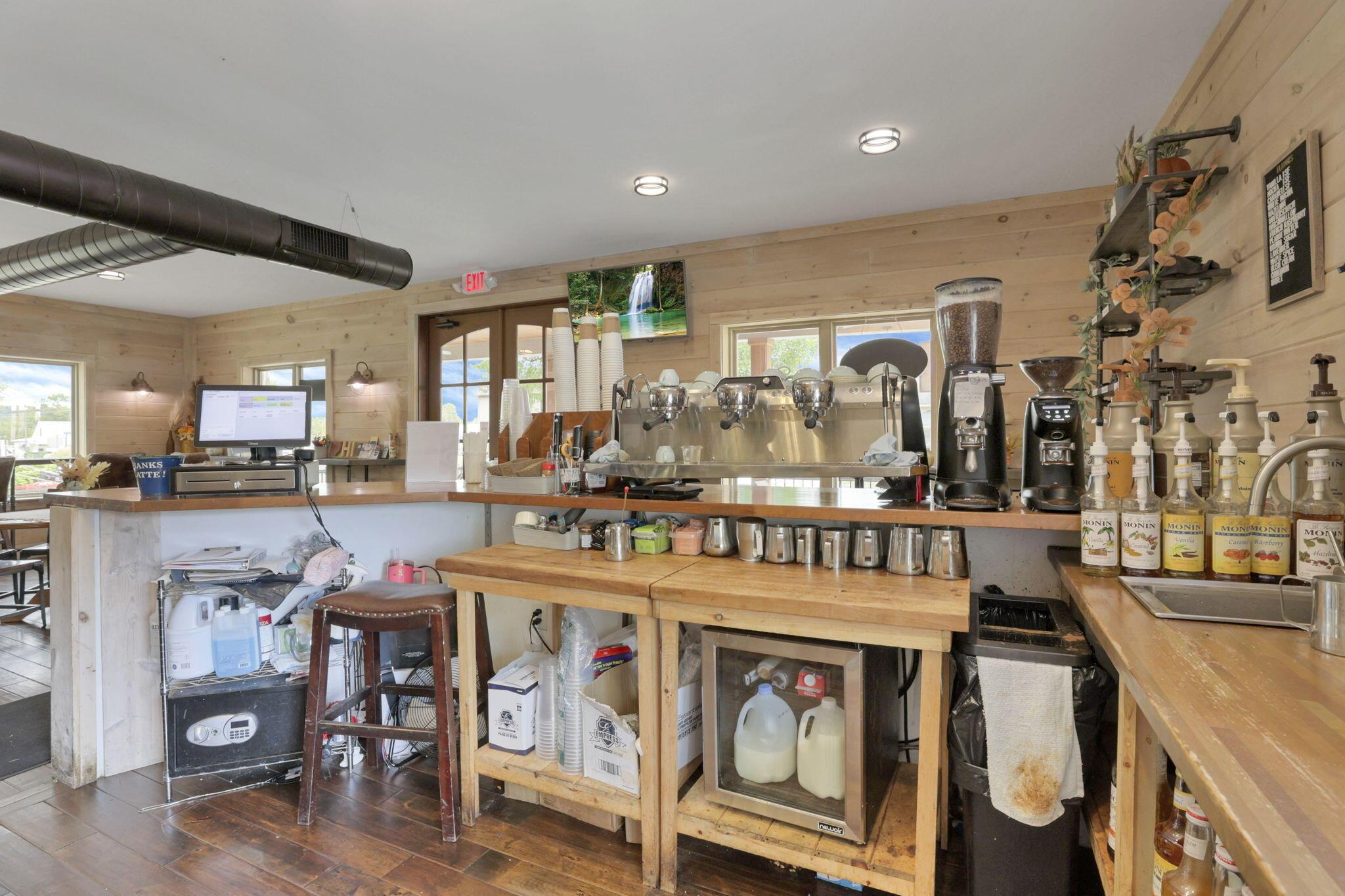 14675 Zion Road Property Photo 19